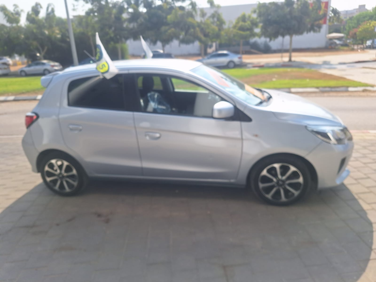 מיצובישי ספייס סטאר