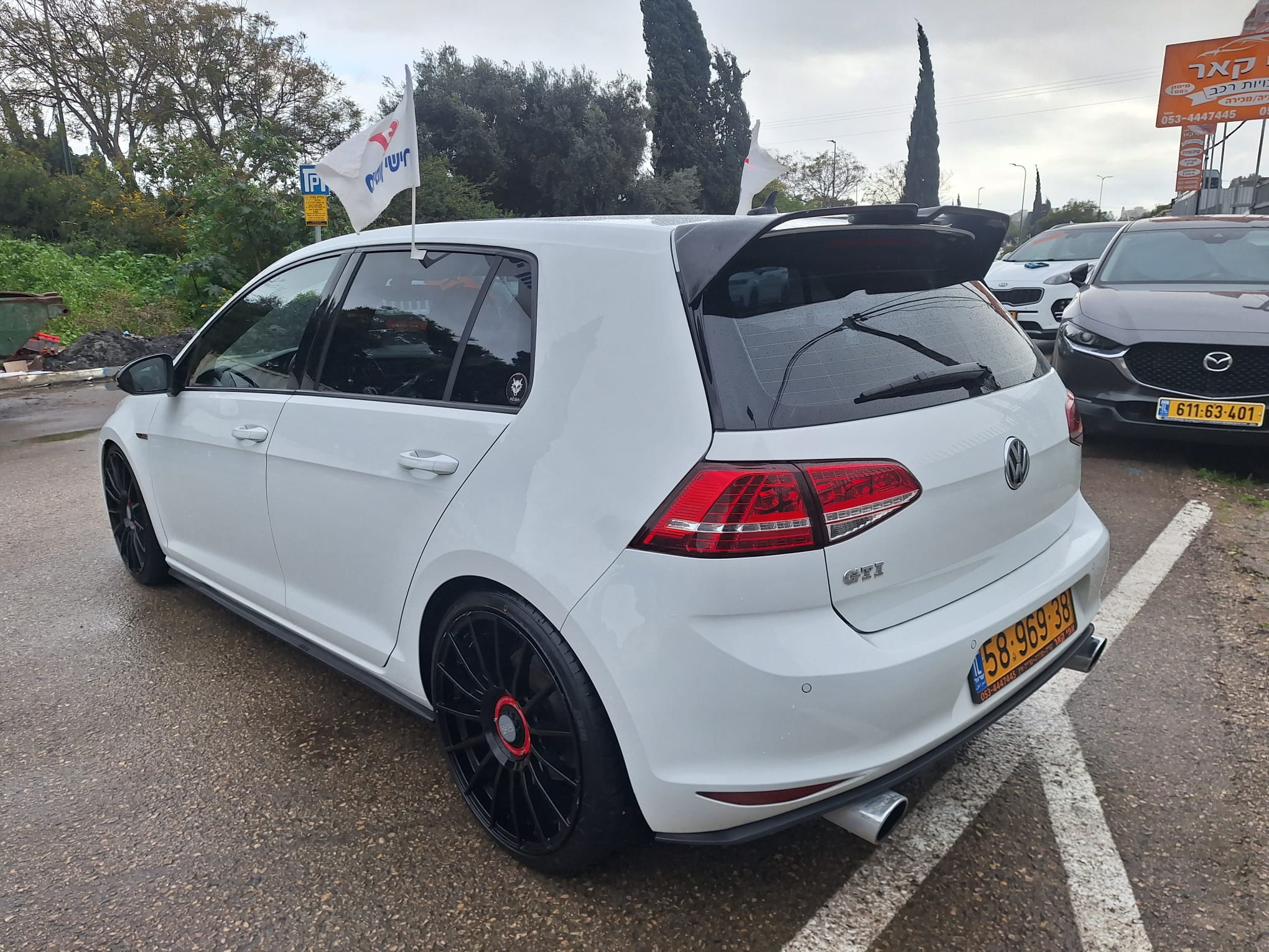 Volkswagen Golf GTI