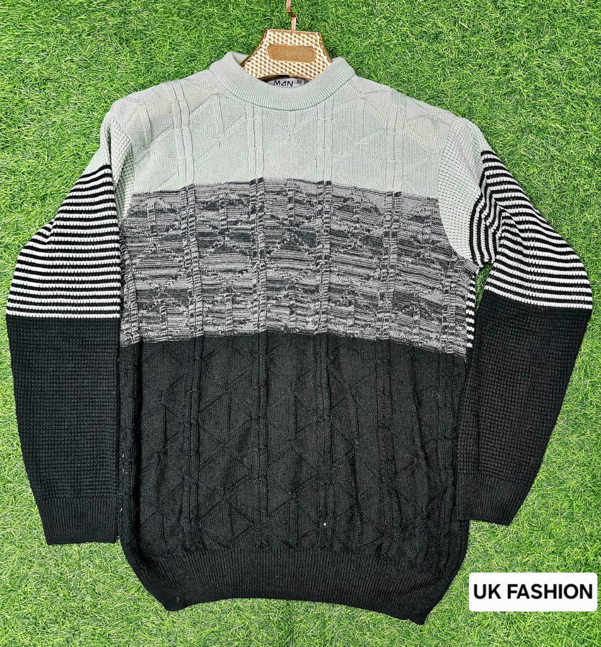Men's Knit Sweater