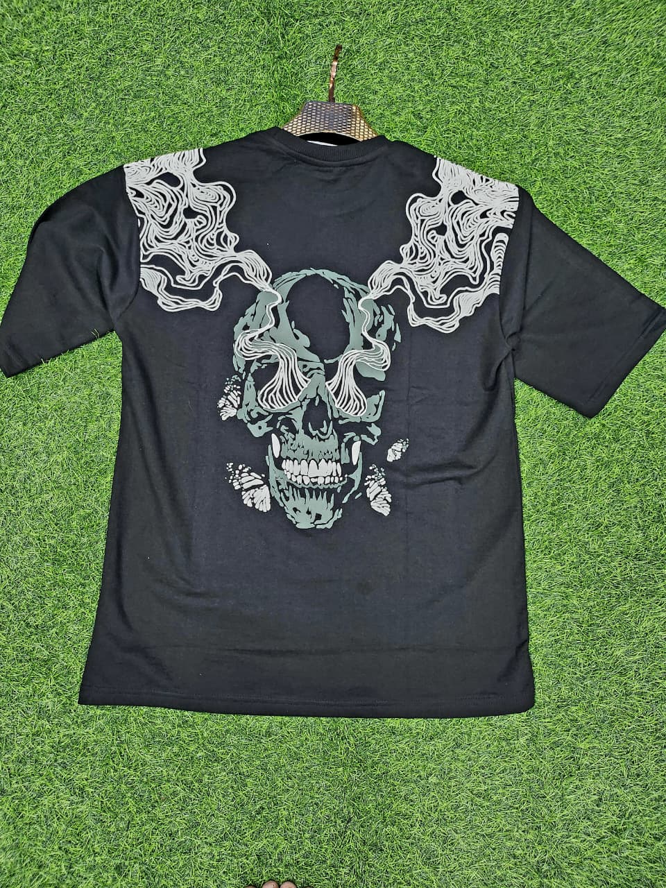Tshirt Down Shoulder