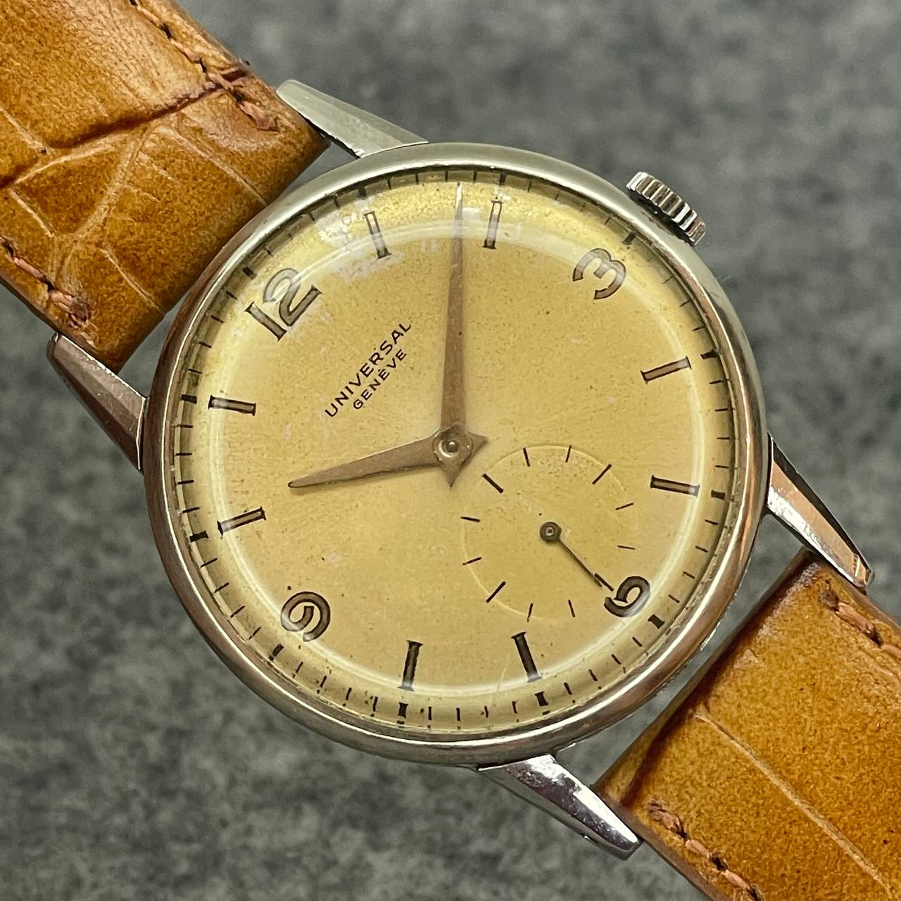 VINTAGE UNIVERSAL GENEVE CUERDA MANUAL CAL 262 34MM CUADRANTE ORIGINAL