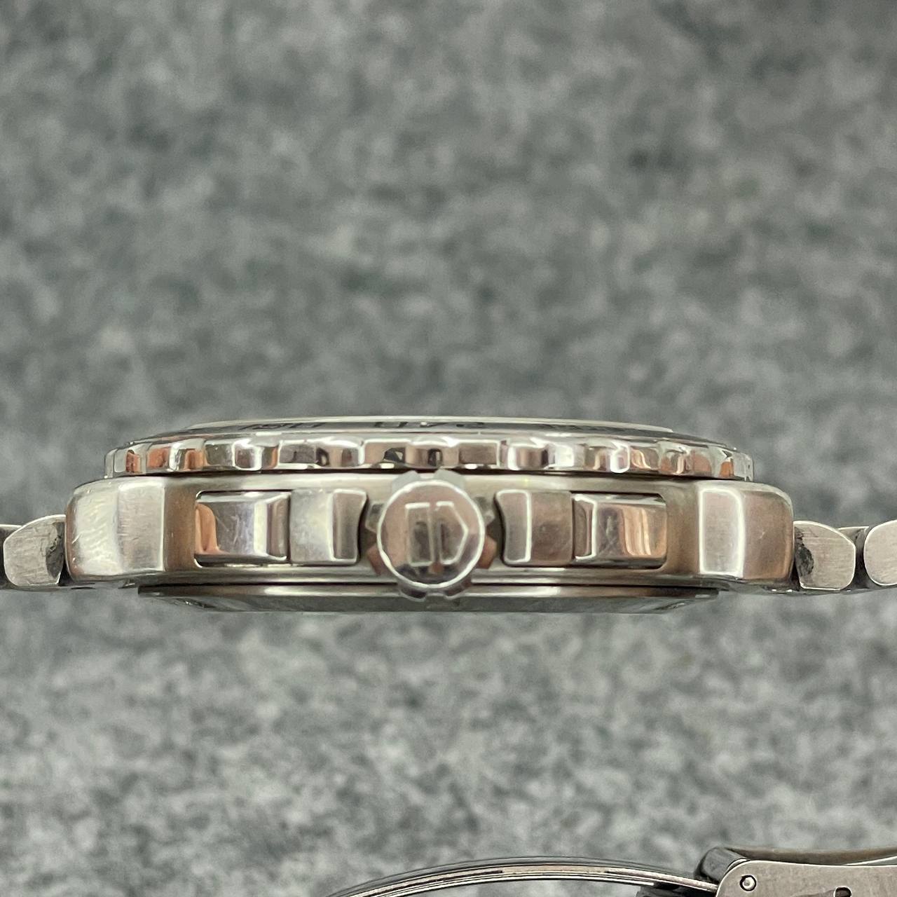 TAG HEUER FORMULA 1 41MM REF CAU1112 QUARTZ Ca 2010 SOLO RELOJ