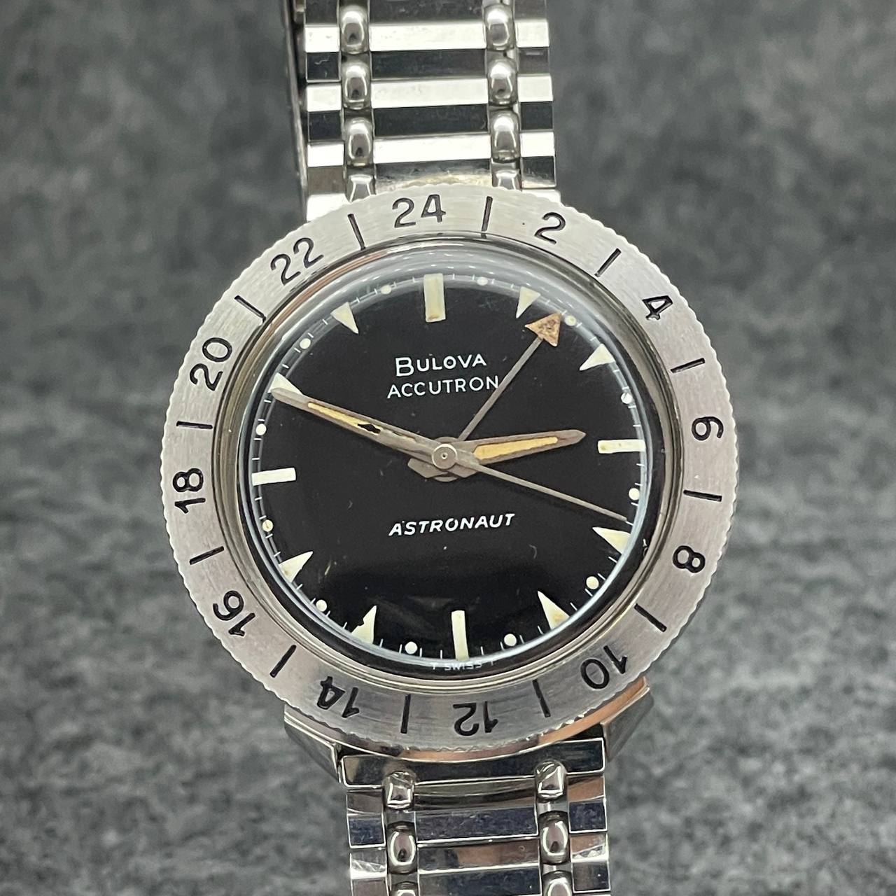 BULOVA ASTRONAUT ELECTRÓNICO CAL 214 GMT ESTADO EXCELENTE 38MM