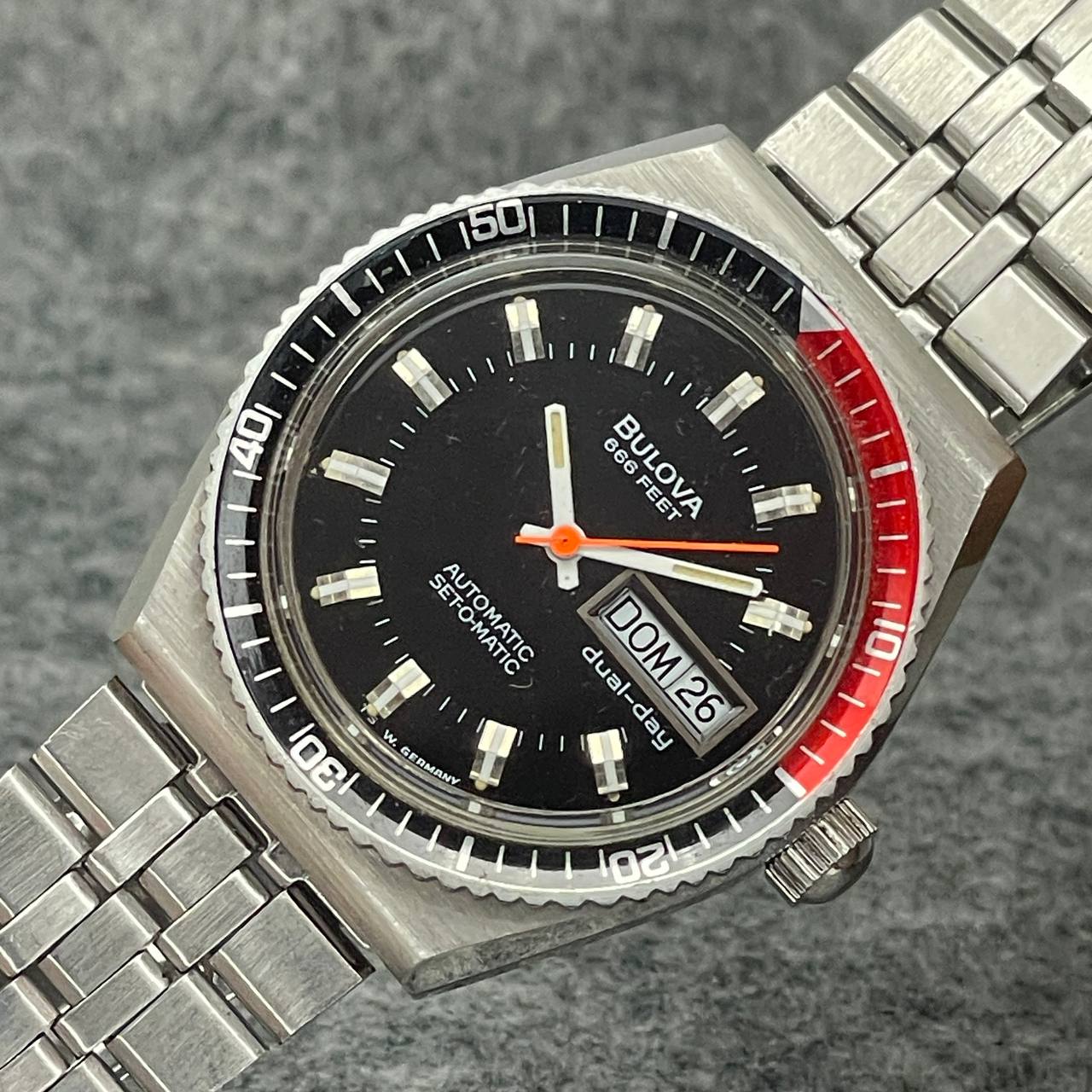 BULOVA CARAVELLE W. GERMANY 37MM AUTOMATICO EXCELENTE ESTADO MALLA ORIGINAL