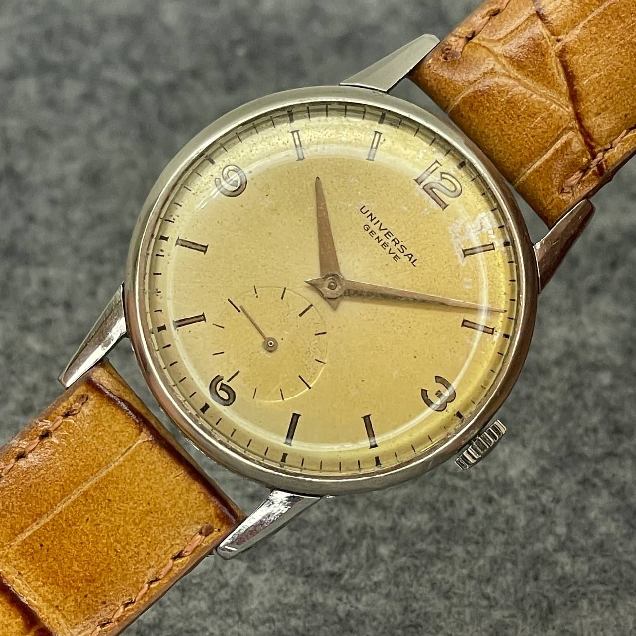 VINTAGE UNIVERSAL GENEVE CUERDA MANUAL CAL 262 34MM CUADRANTE ORIGINAL