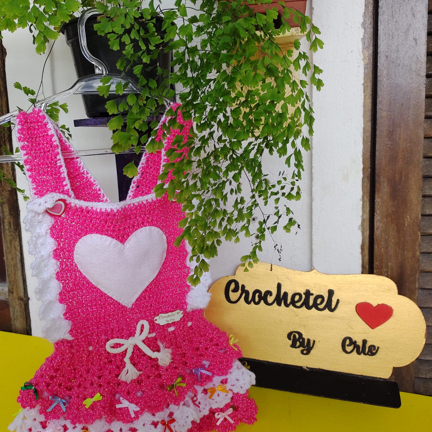 Vestido infantil de crochê (LACINHOS)