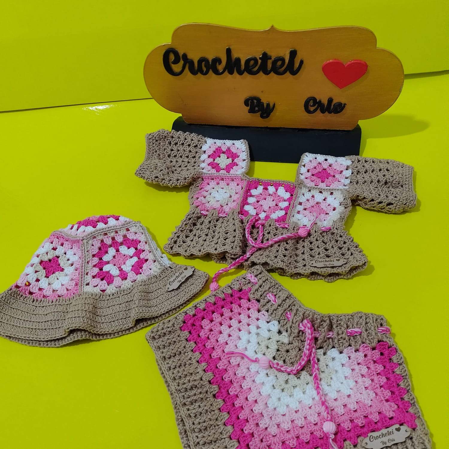 Conjunto de Crochê Infantil