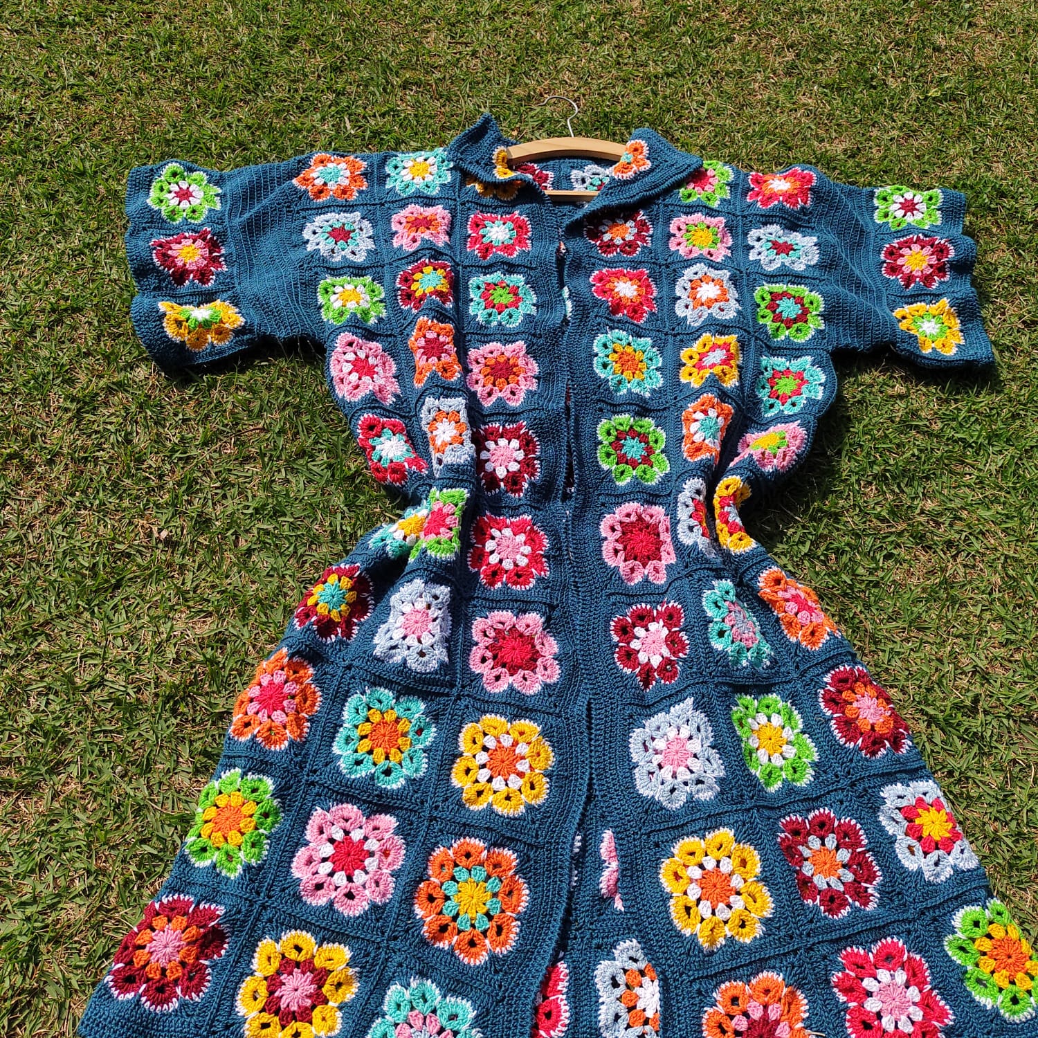 Casaco de crochê artesanal