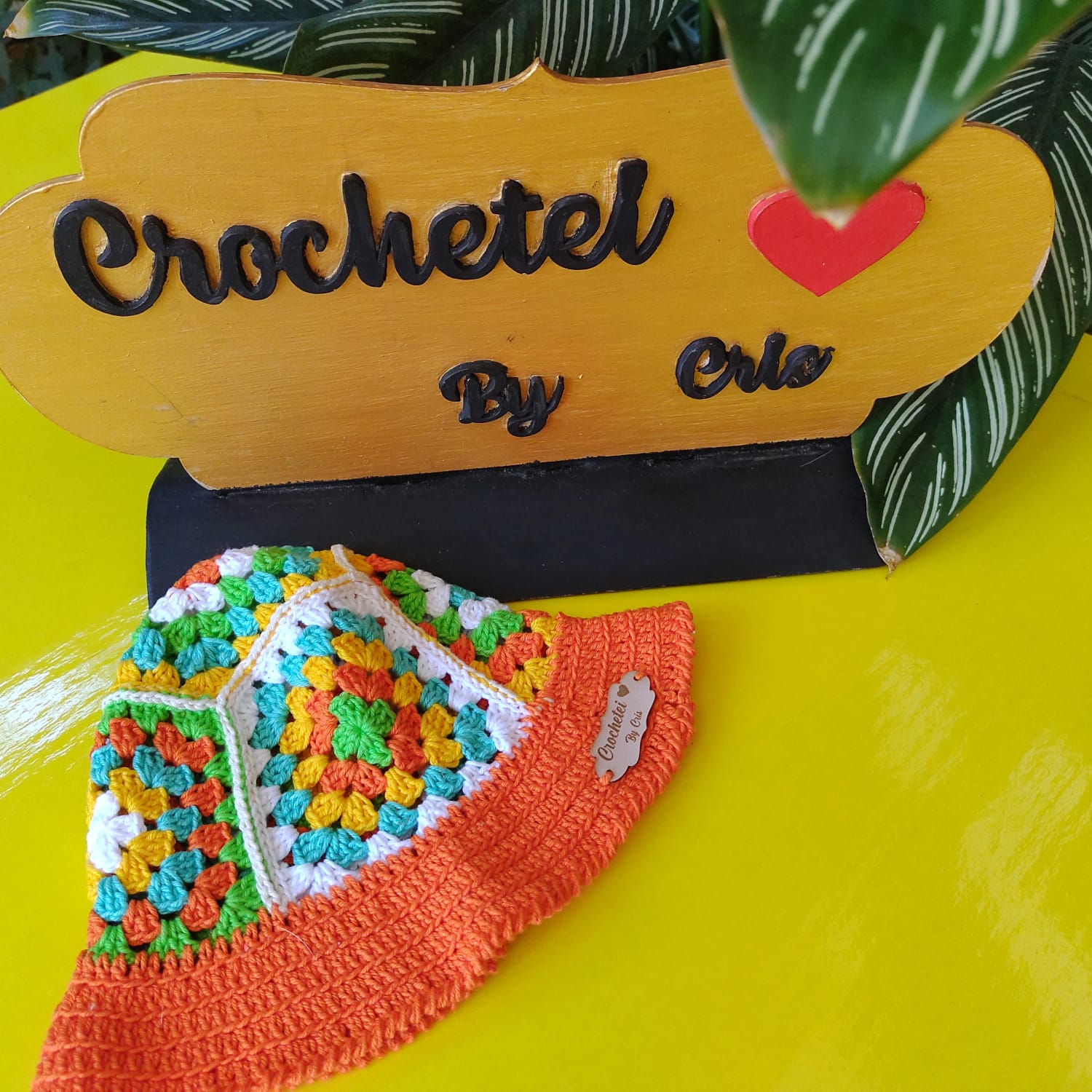 Conjunto infantil de crochê laranja