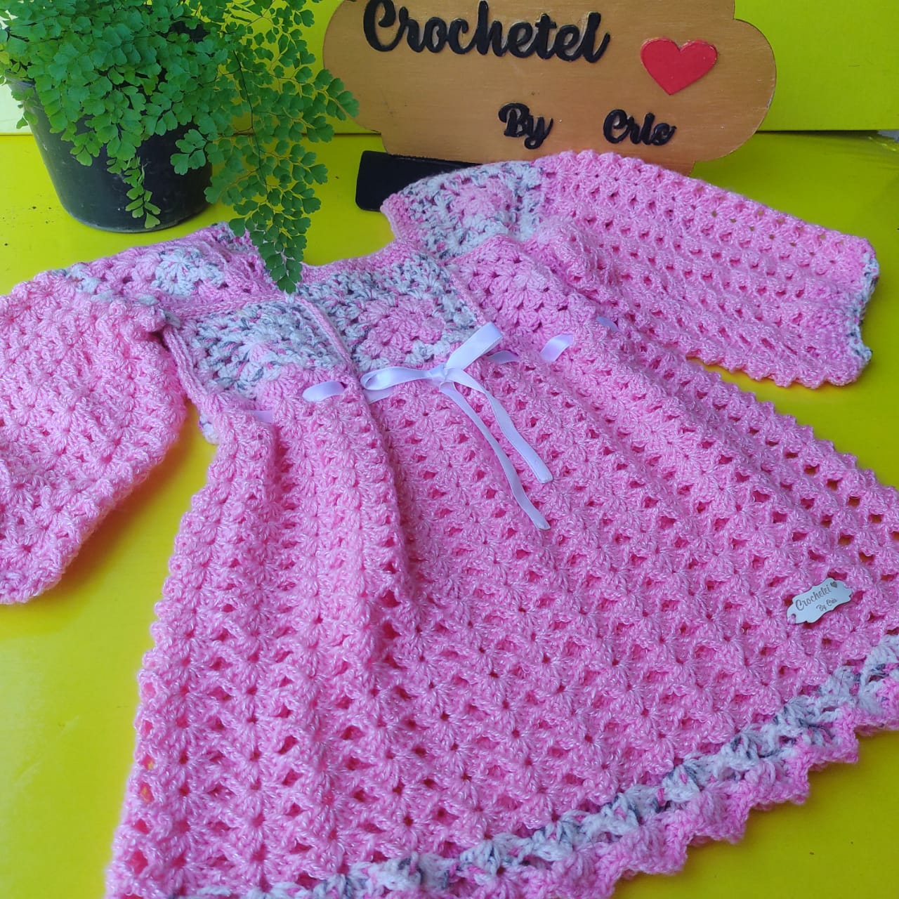 Vestido de crochê infantil rosa