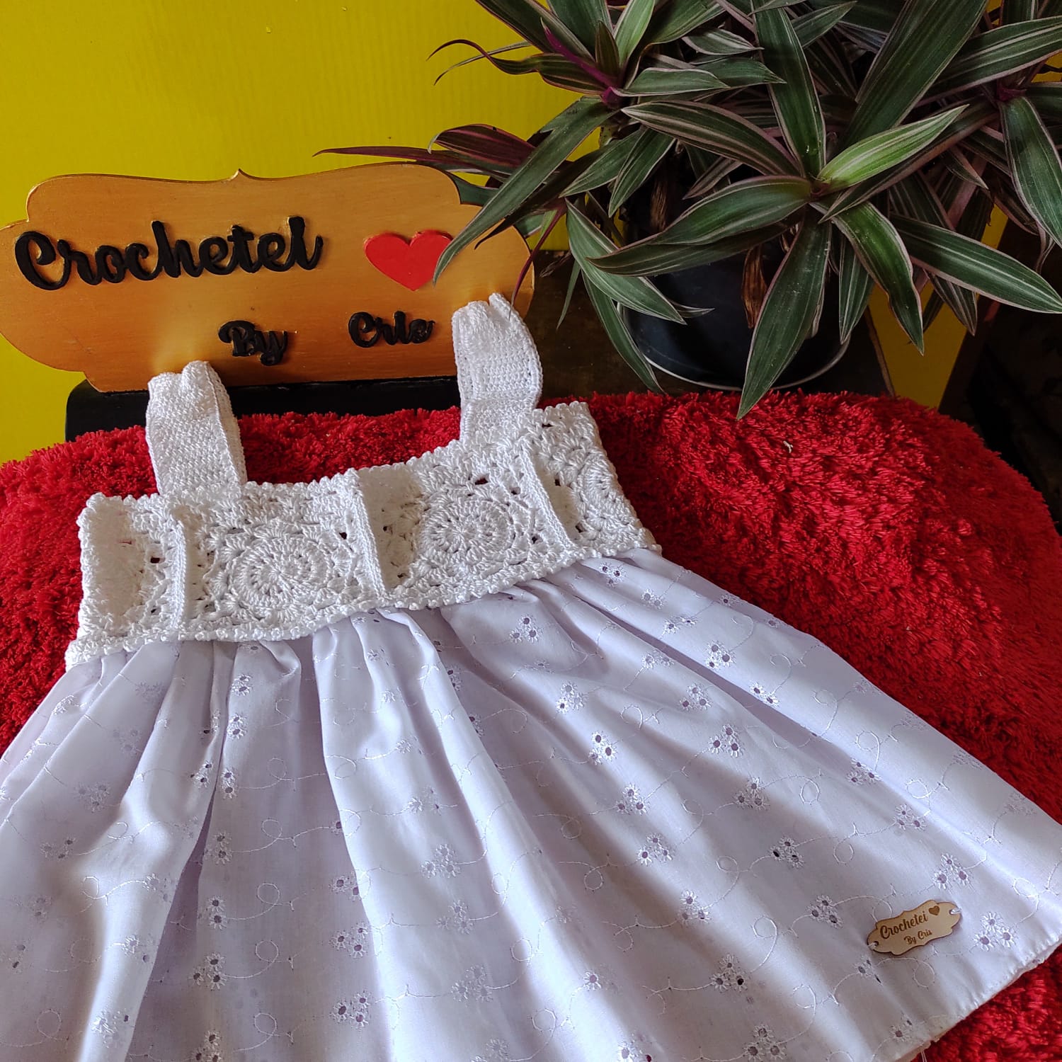 Vestido infantil de crochê