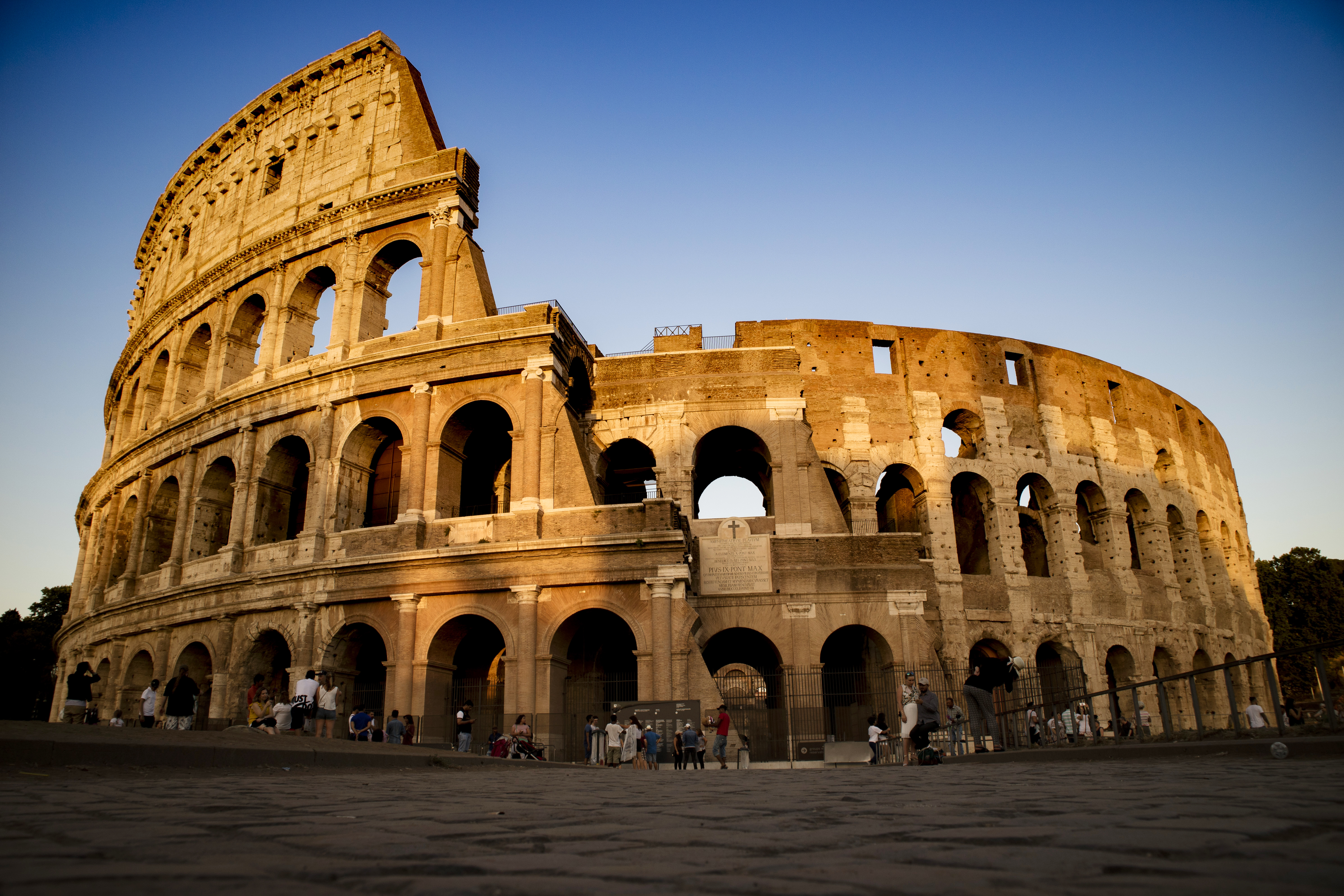 Colosseum Ticket Guide 2026 - 🎫 How to Buy Colosseum Tickets – 2026 Edition (PDF Guide)