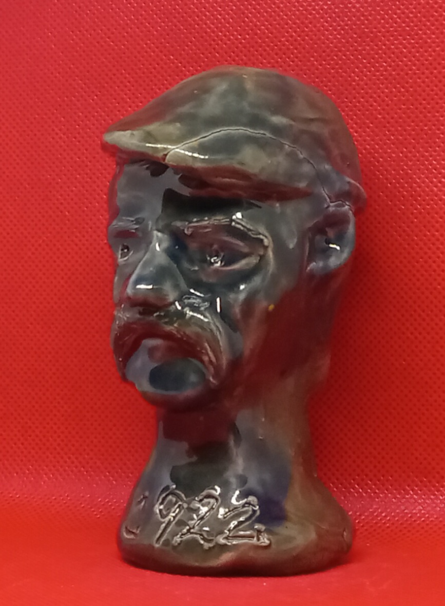 1922