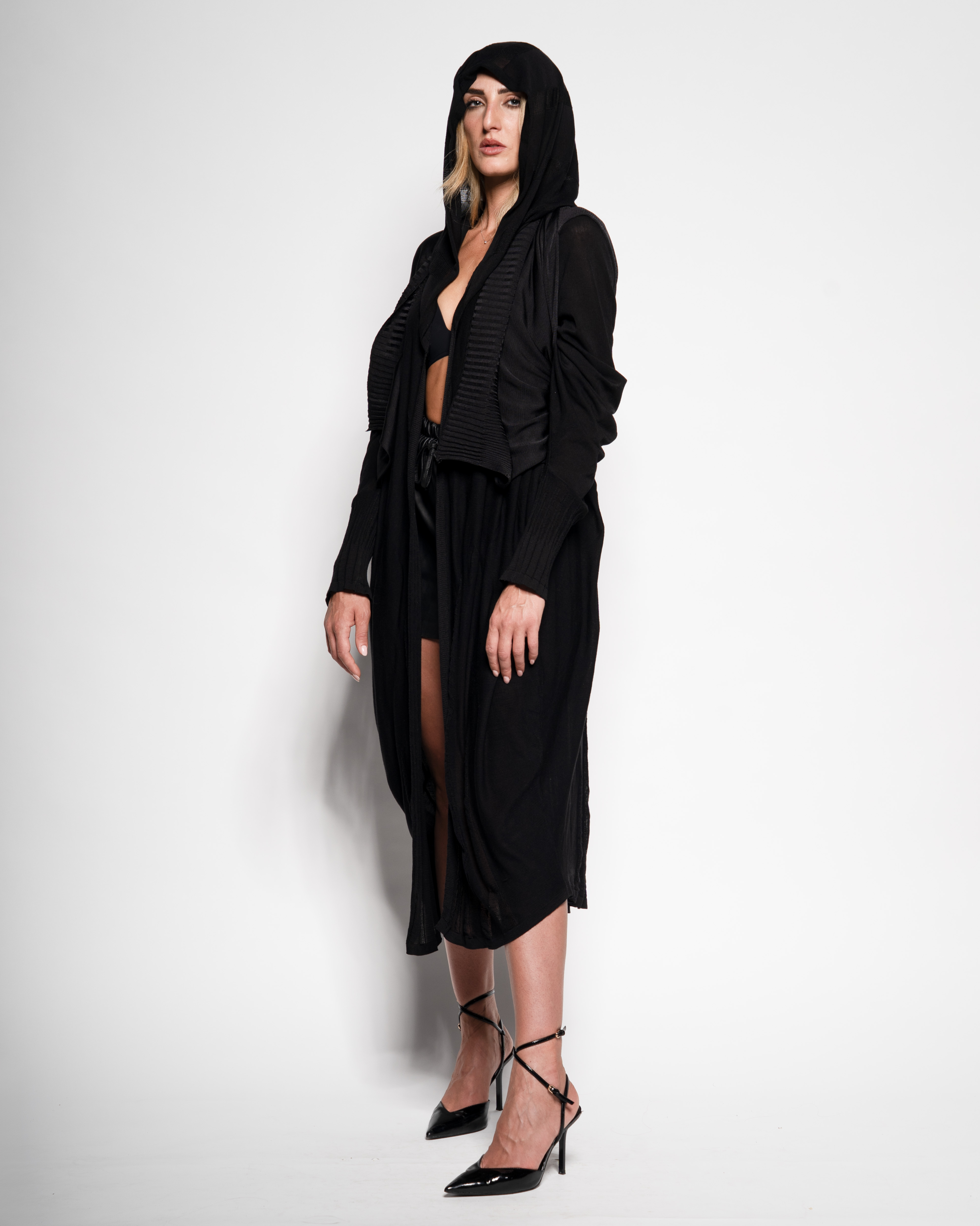 Long hodied silk cardigan