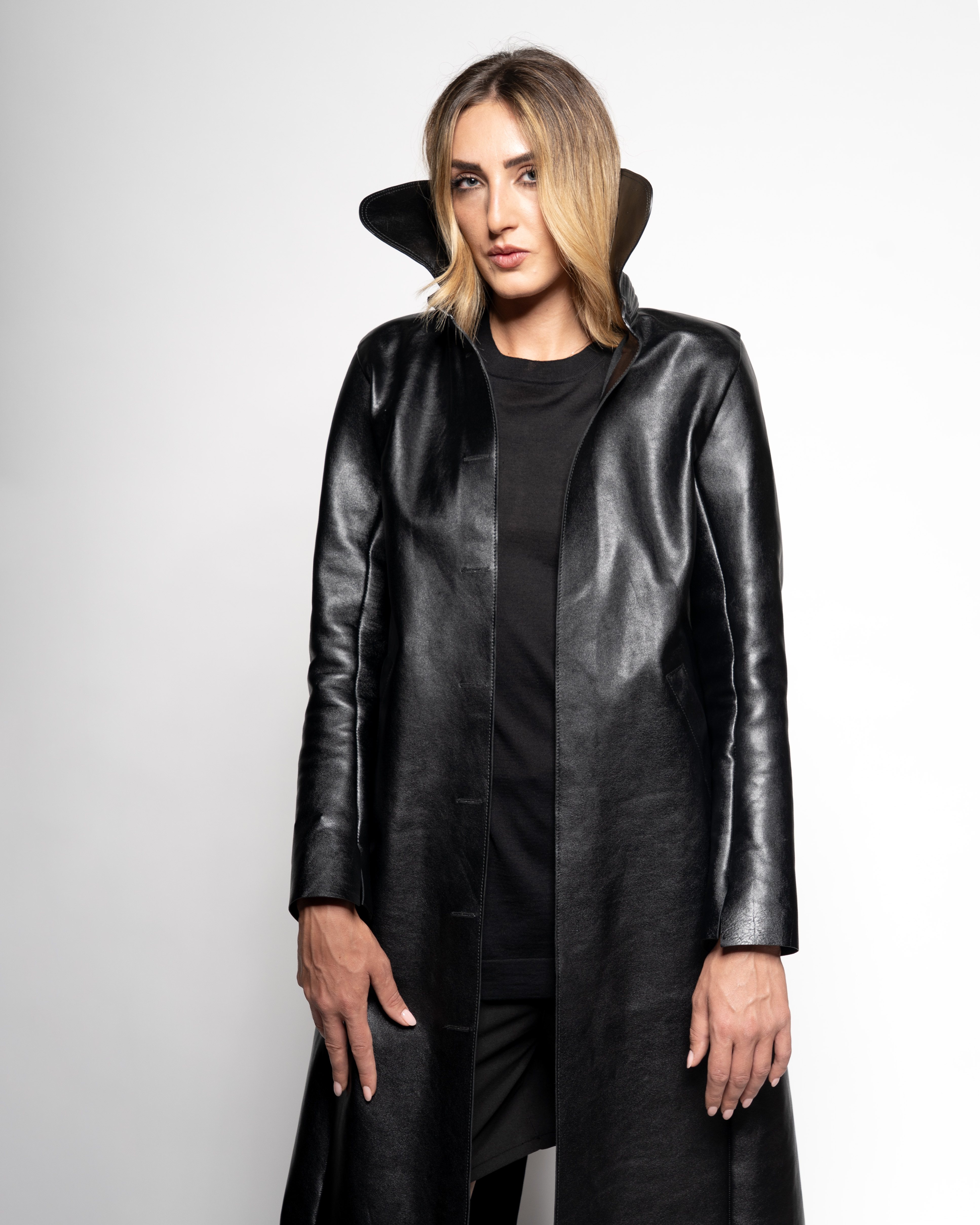 Full grain leather trench