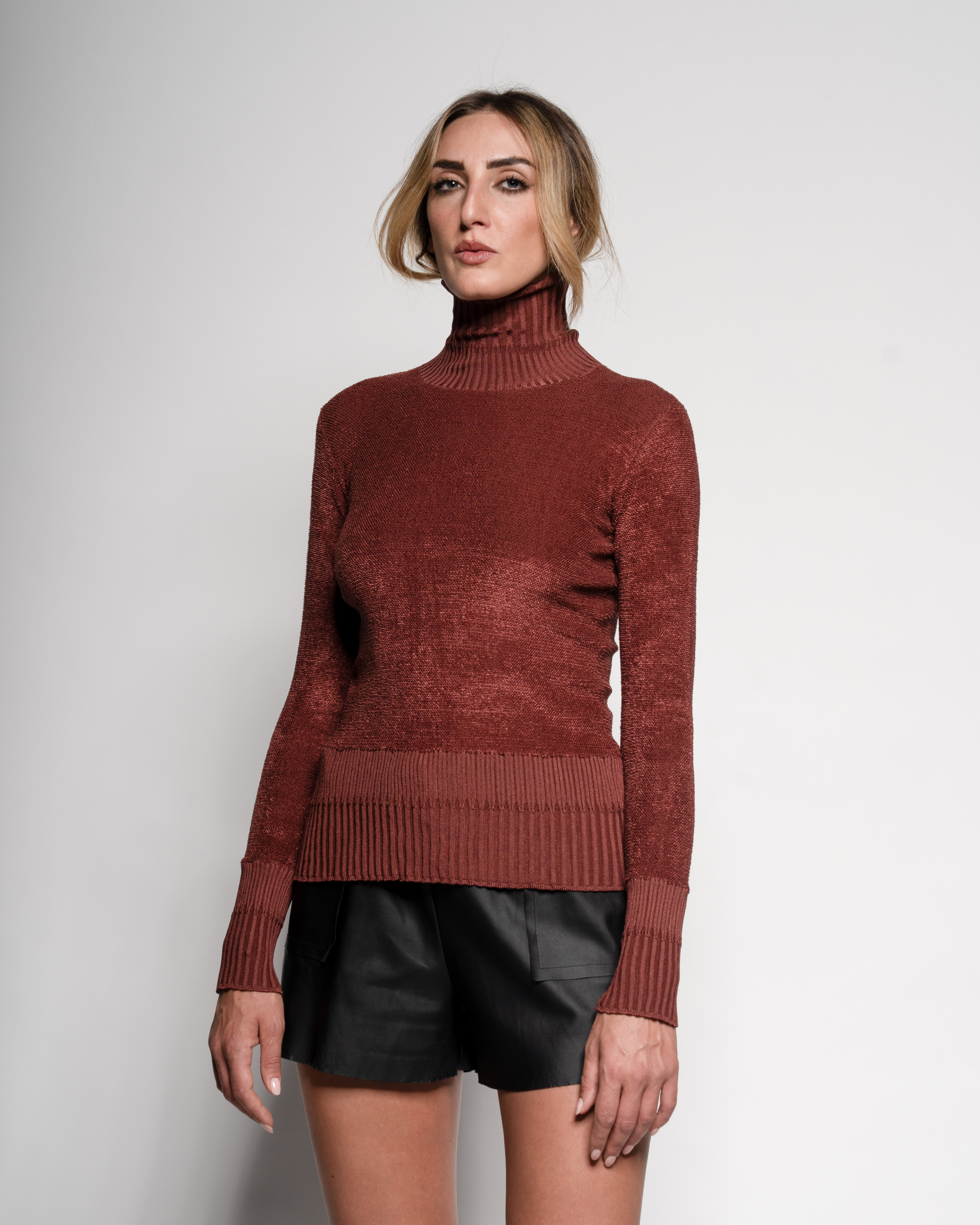 Fur-knit Turtle-neck long sleeve