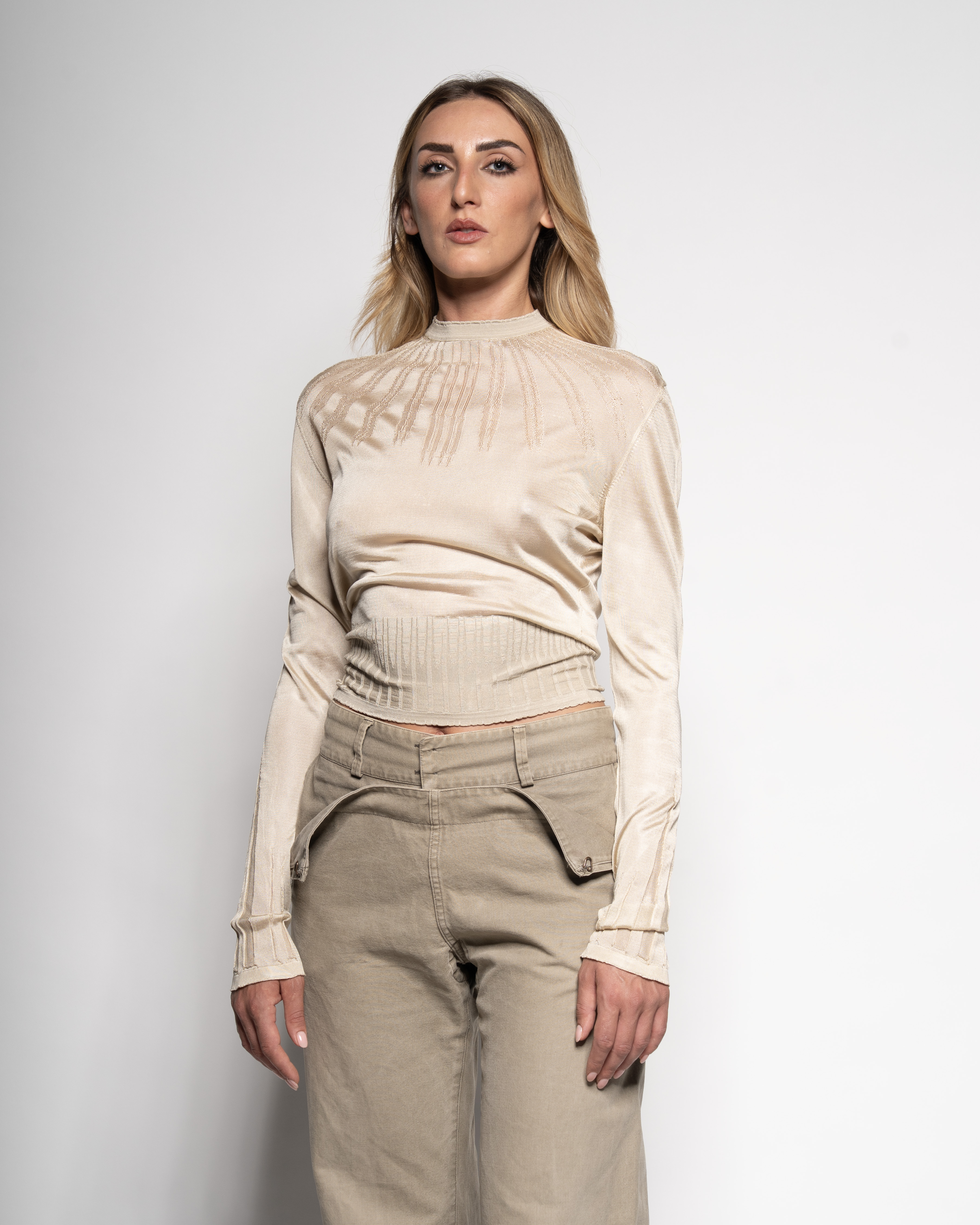 Cropped fine knit long sleeve