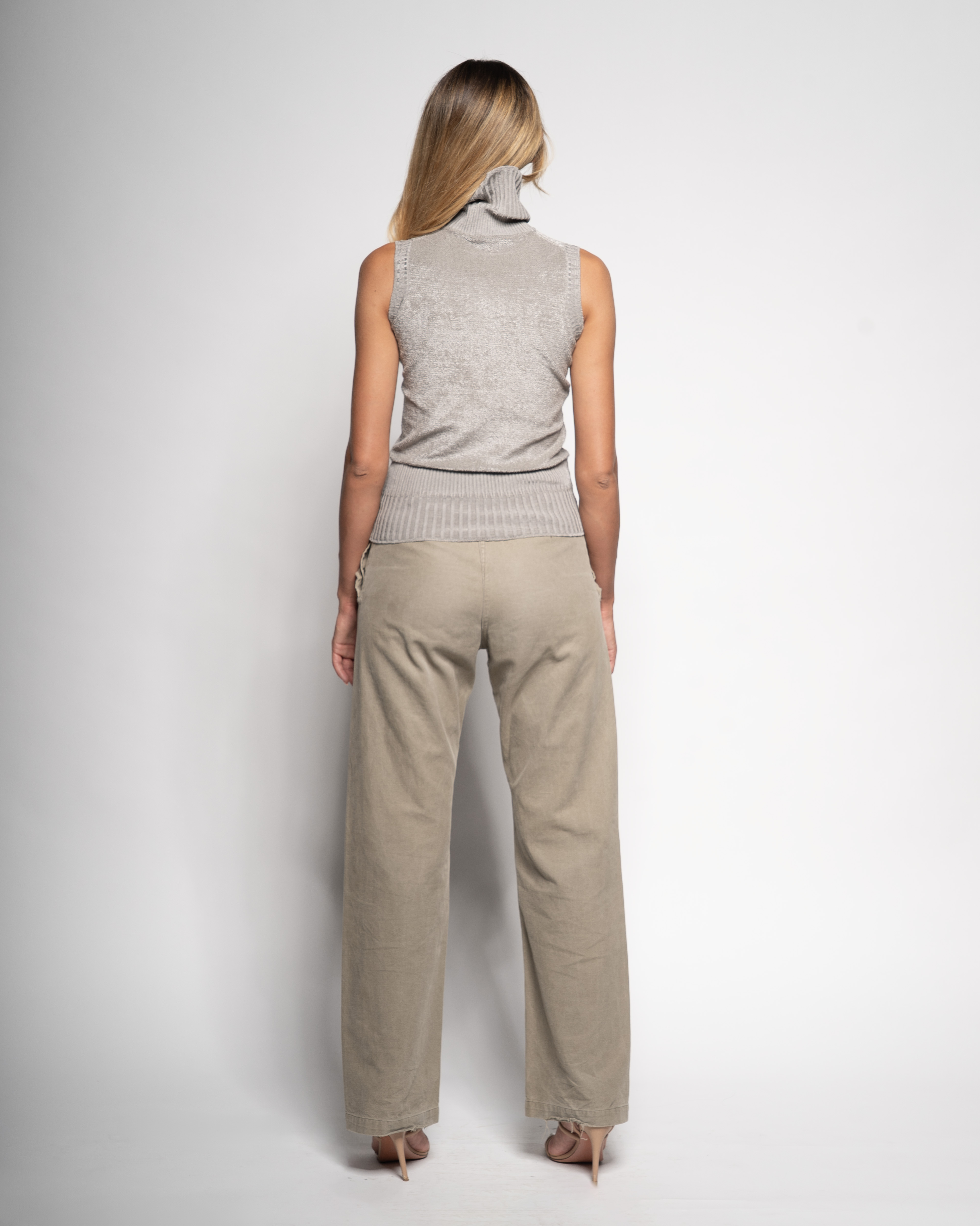 Fur-knit turtle-neck vest