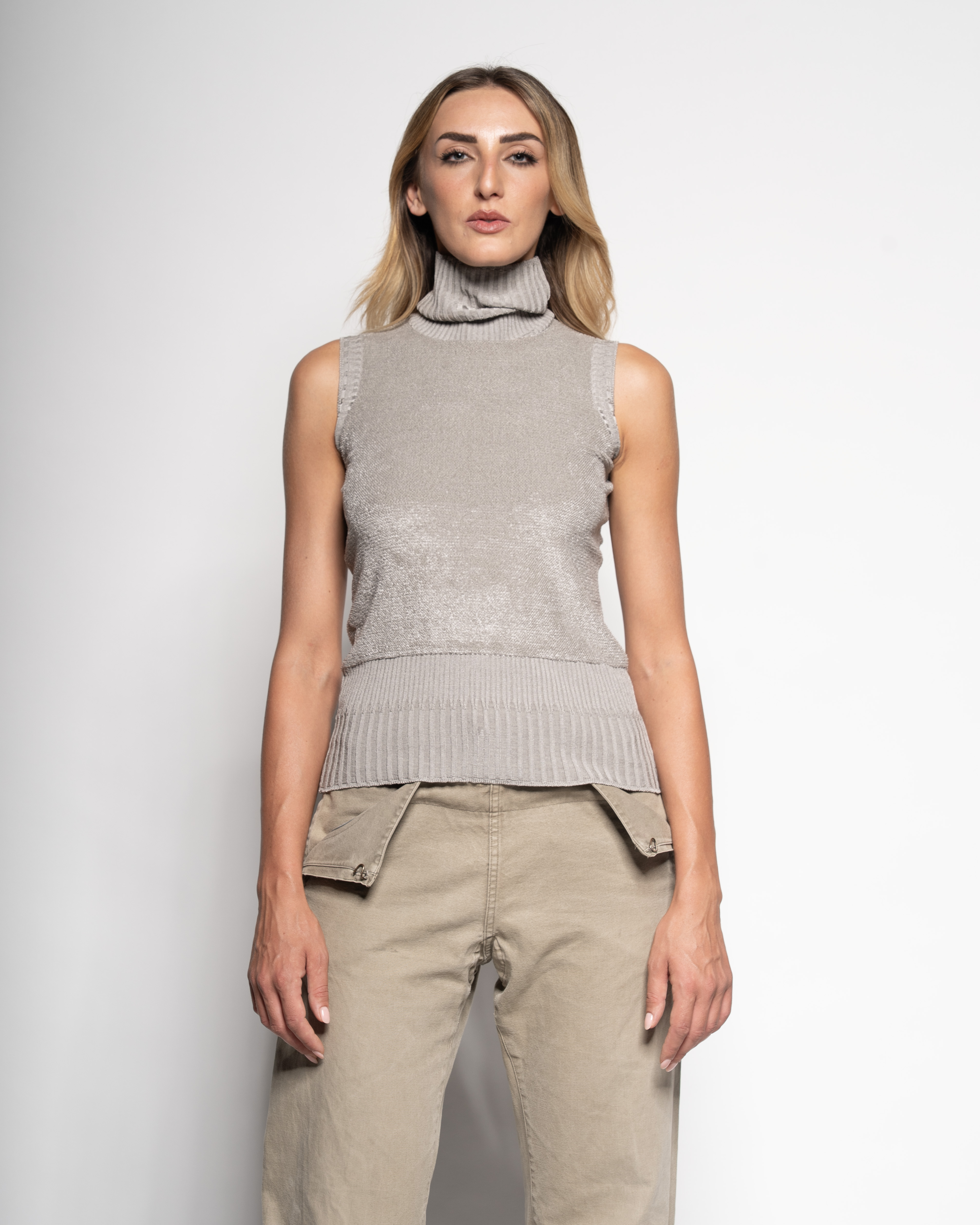 Fur-knit turtle-neck vest