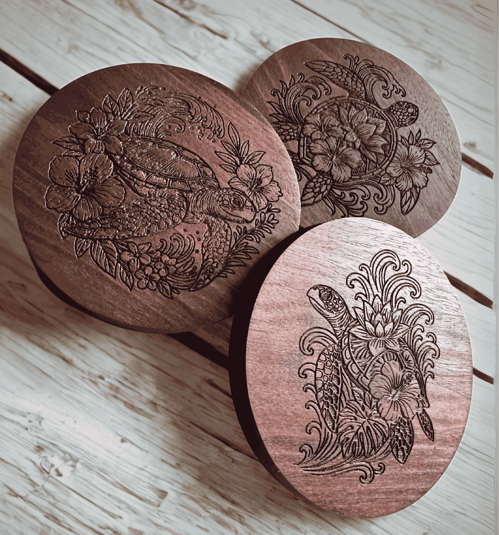 Walnut Coaster Trio - Tropical Turtles