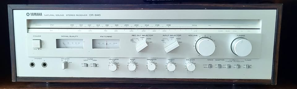 Yamaha CR-840 Stereo Receiver