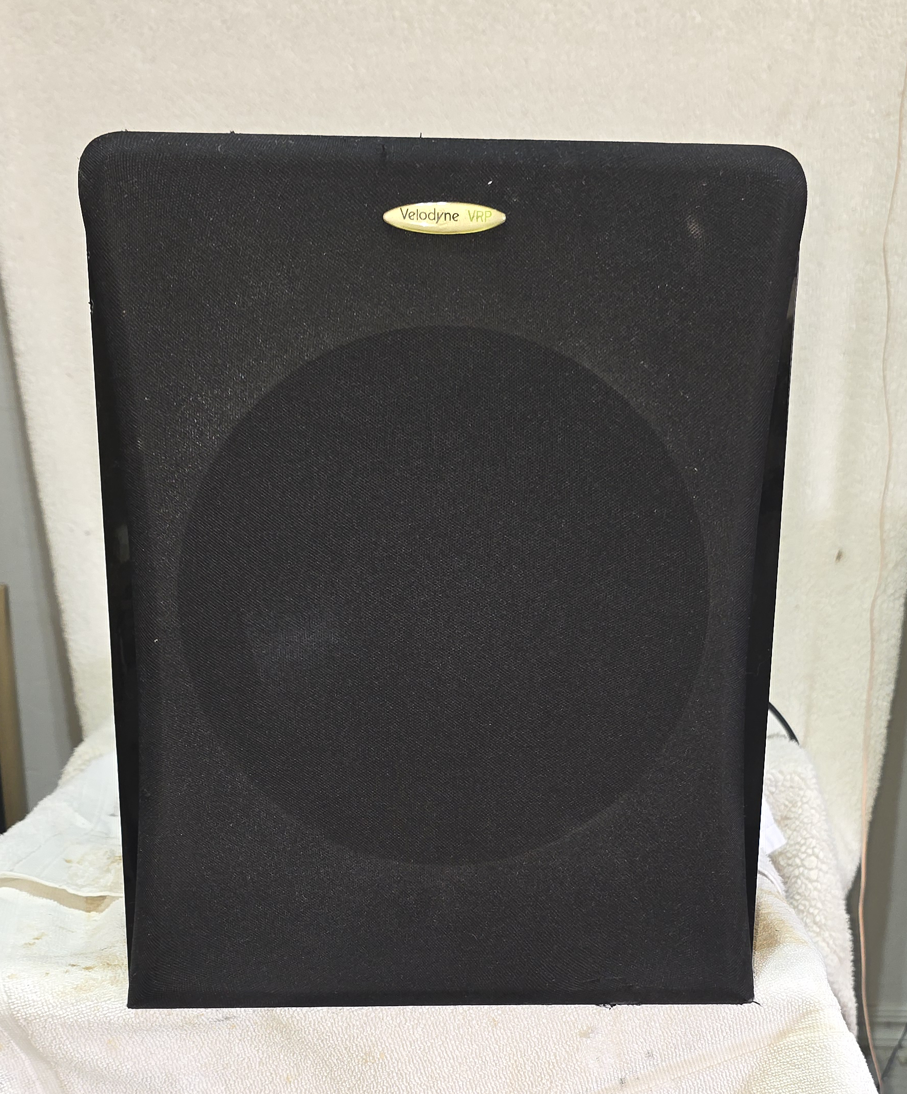 Velodyne VRP-10 Powered Subwoofer