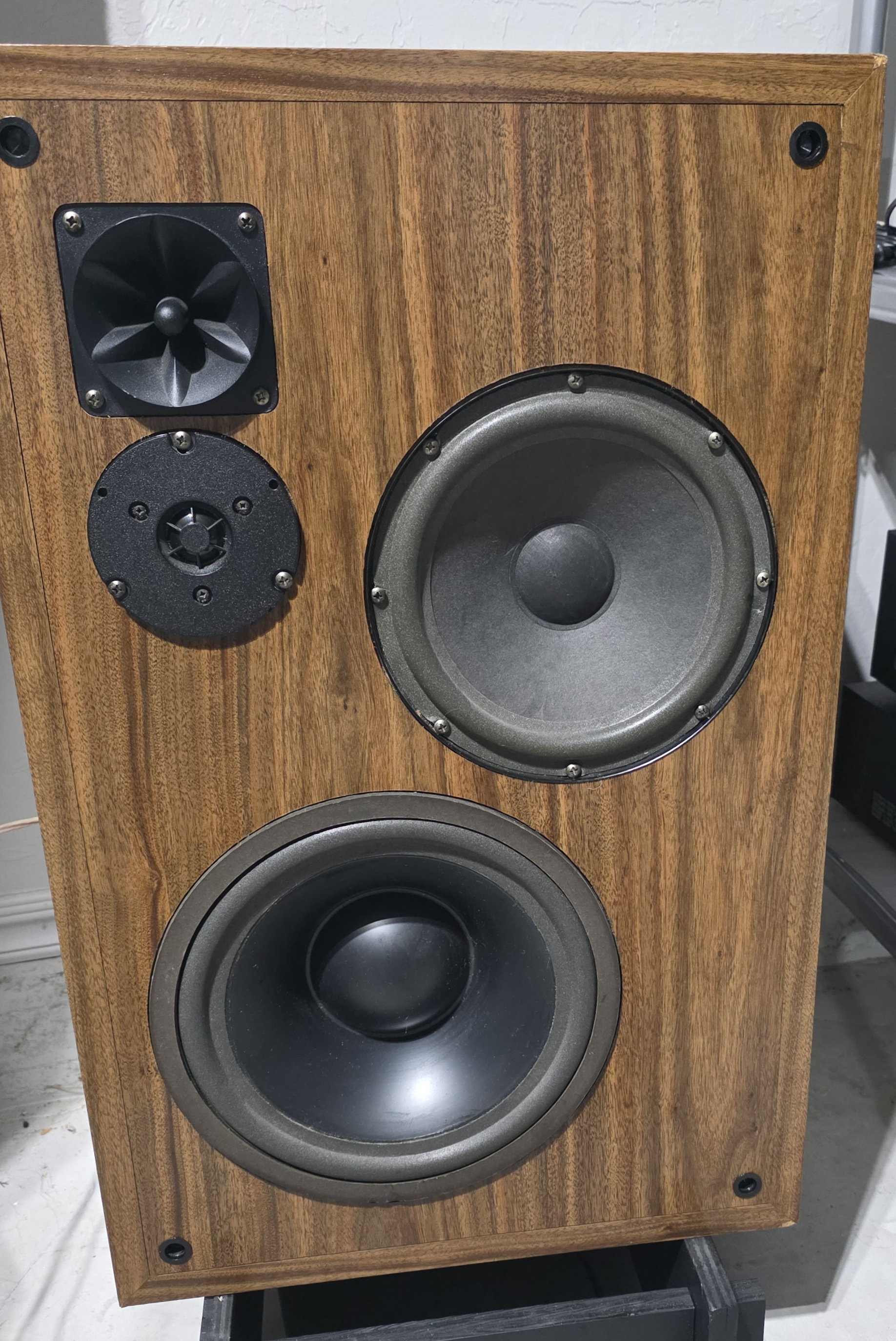 Norman Labs Power System 3 Loudspeaker