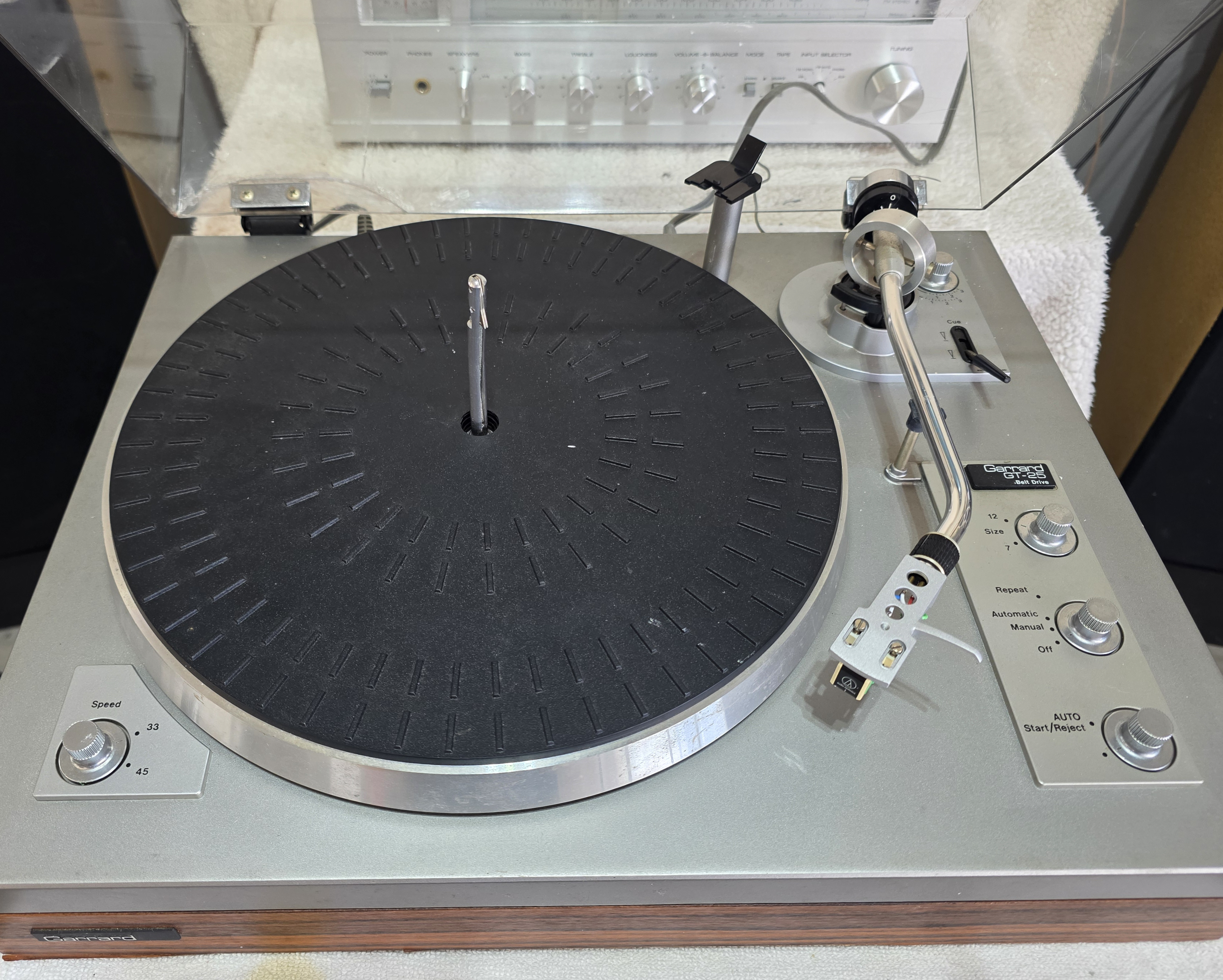 Garrard GT-25 Vintage Turntable