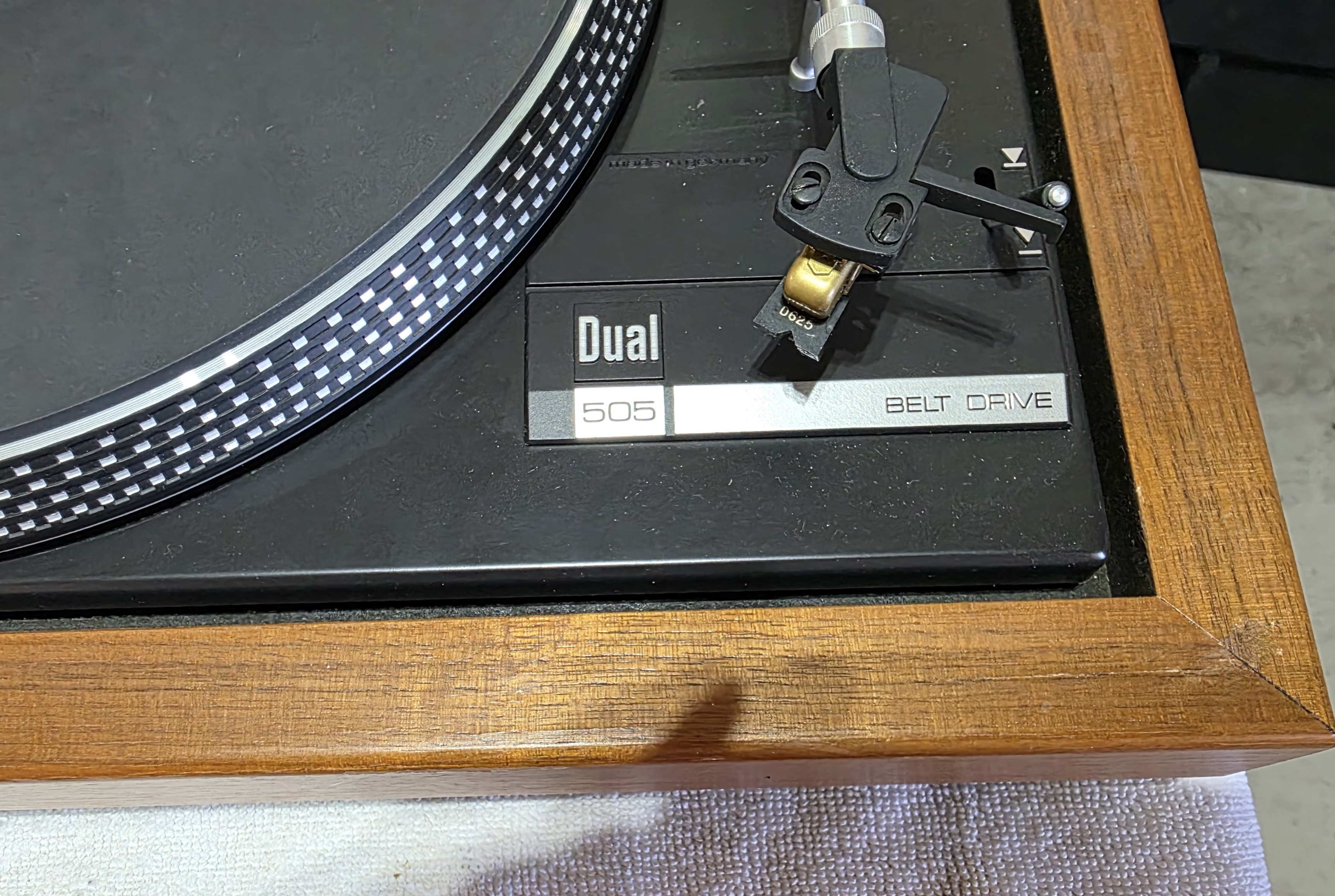 DUAL CS-505-2 Belt Drive Turntable