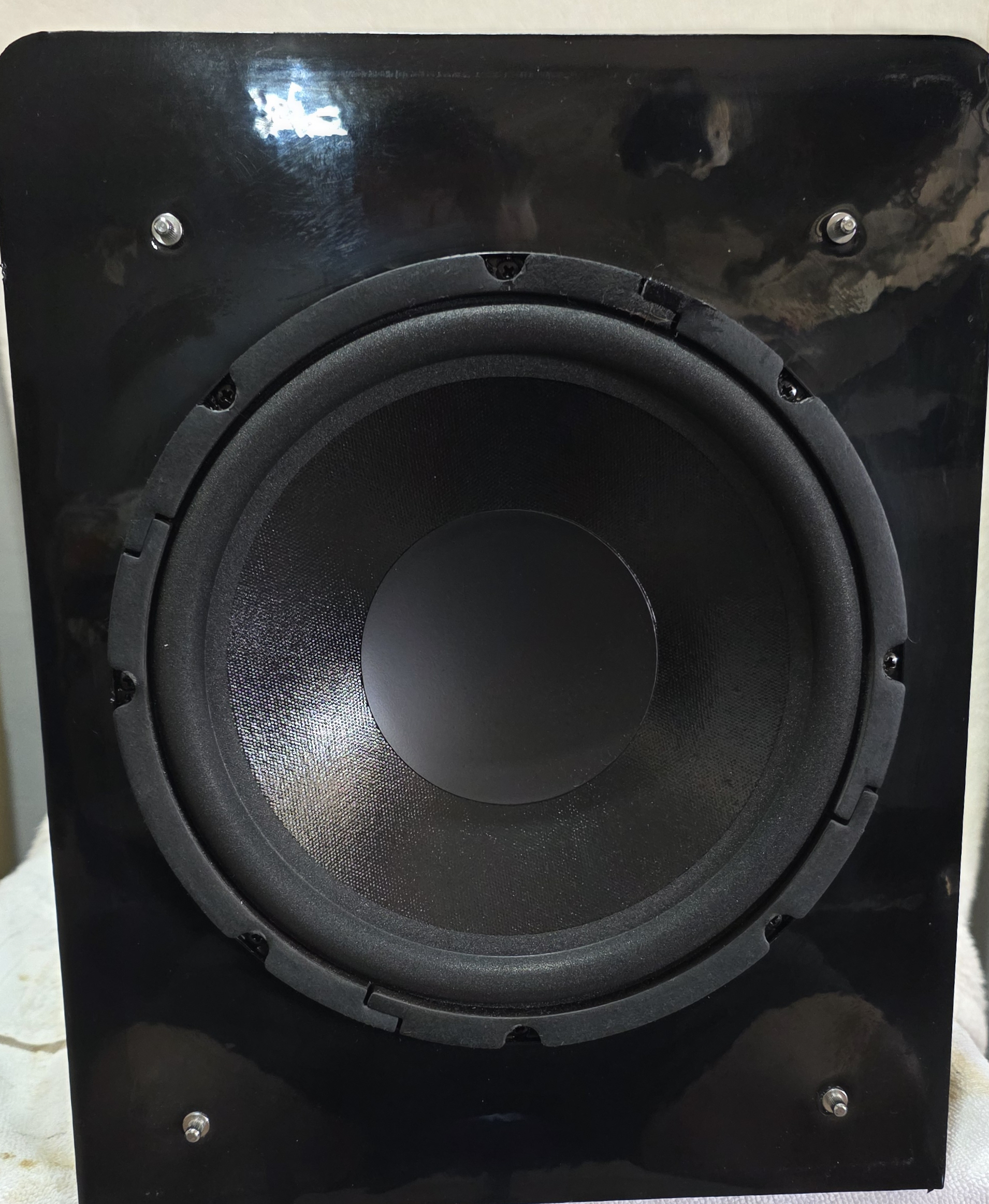 Velodyne VRP-10 Powered Subwoofer