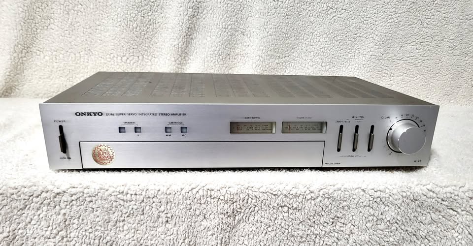 Onkyo A-25 Power Amplifier