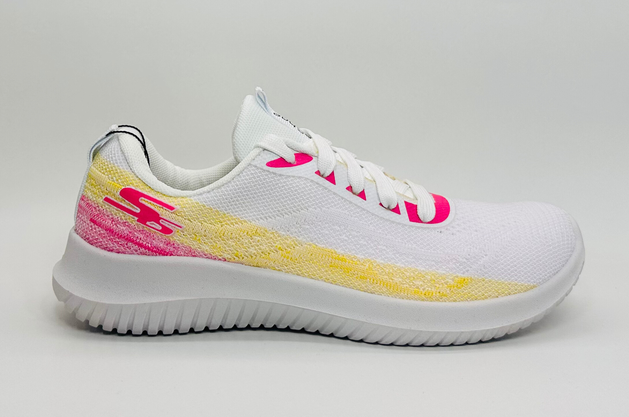 Senshoe athletic shoe - Grey, Pink, Black, White