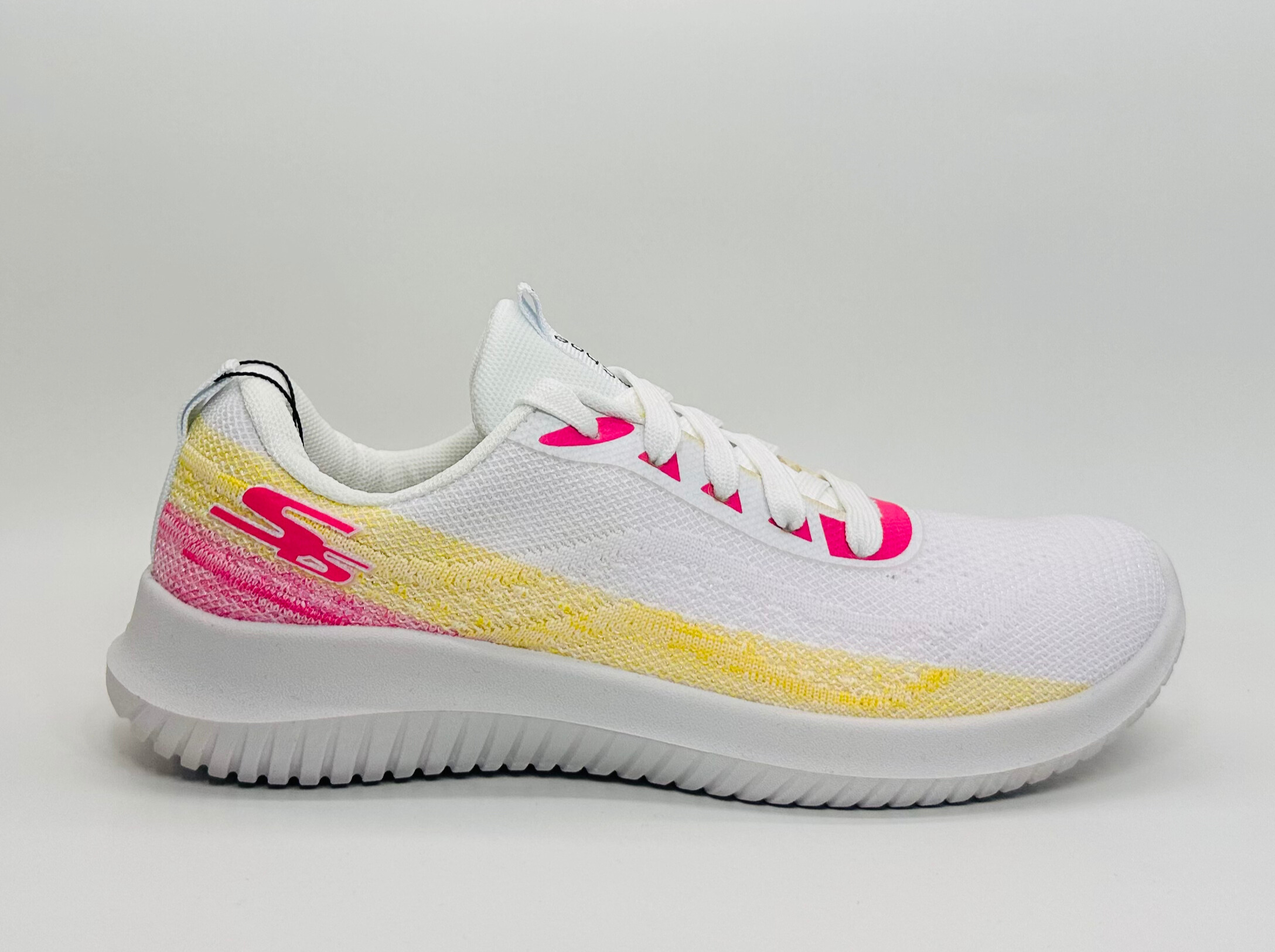 Senshoe athletic shoe - Grey, Pink, Black, White