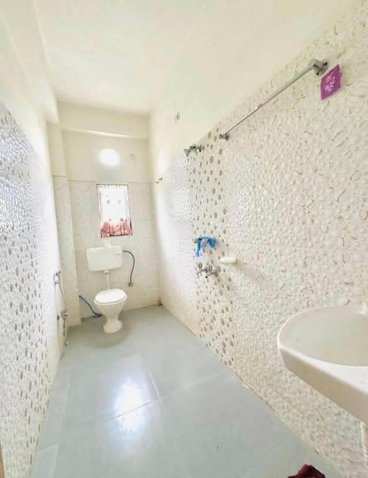 INDEPENDENT COUPLE FRIENDLY 2BHK  PROPERTY AVAILABLE FOR RENT