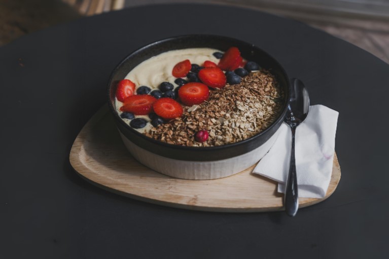  Fresh  fruit Oat Meal Bowl
