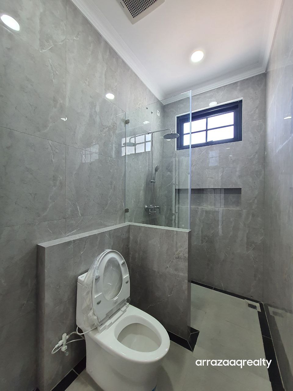 10 Unit Brand New Cluster di Tanah Baru