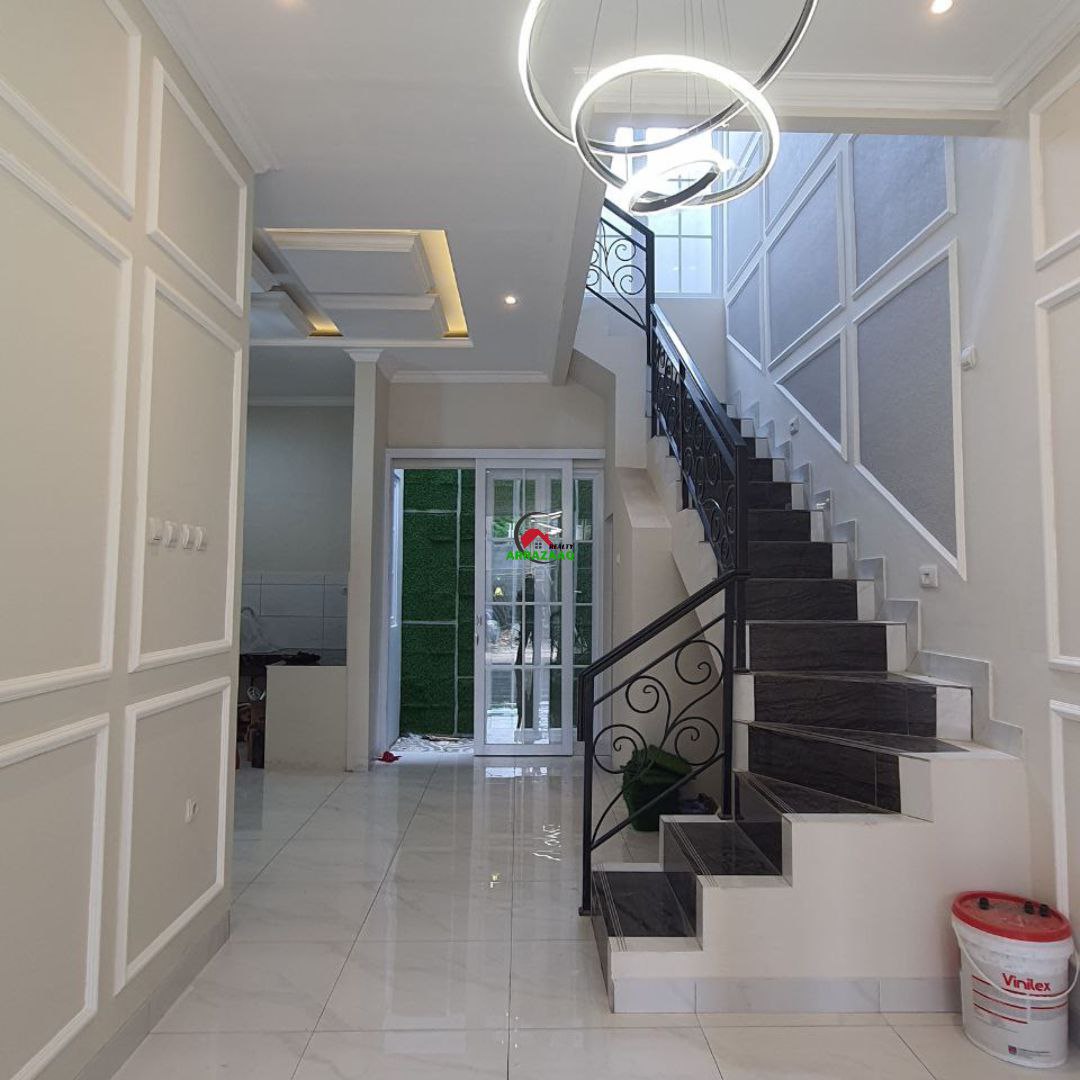 Premium Townhouse with Big Balcony Nempel Jalan Raya di Jagakarsa
