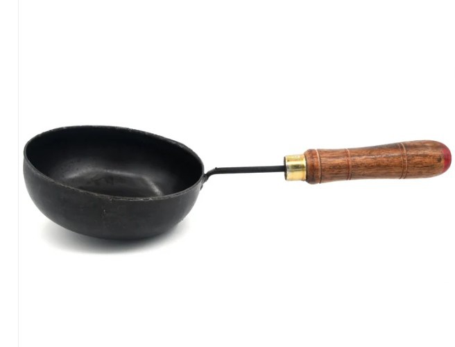  Seasoned Flat Iron Tadka Pan with Wooden Handle 
