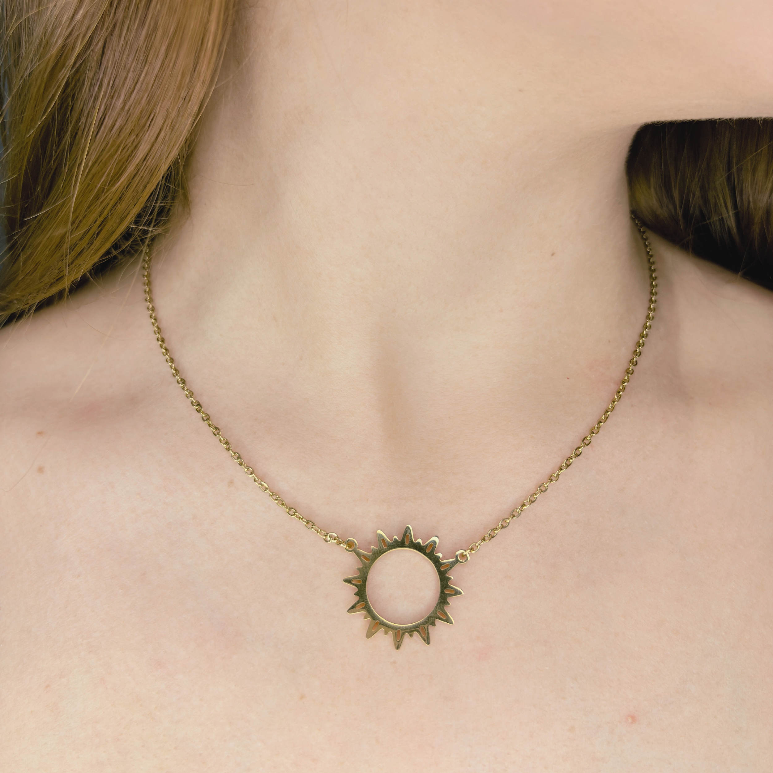 Colar Sol Dourado