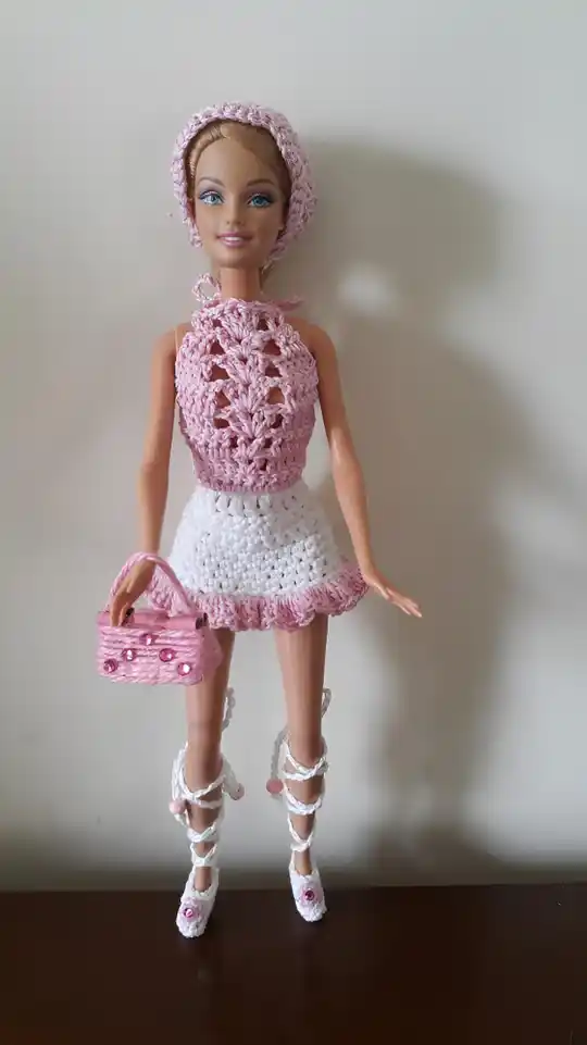 Ensemble Barbie - Sur le remblai