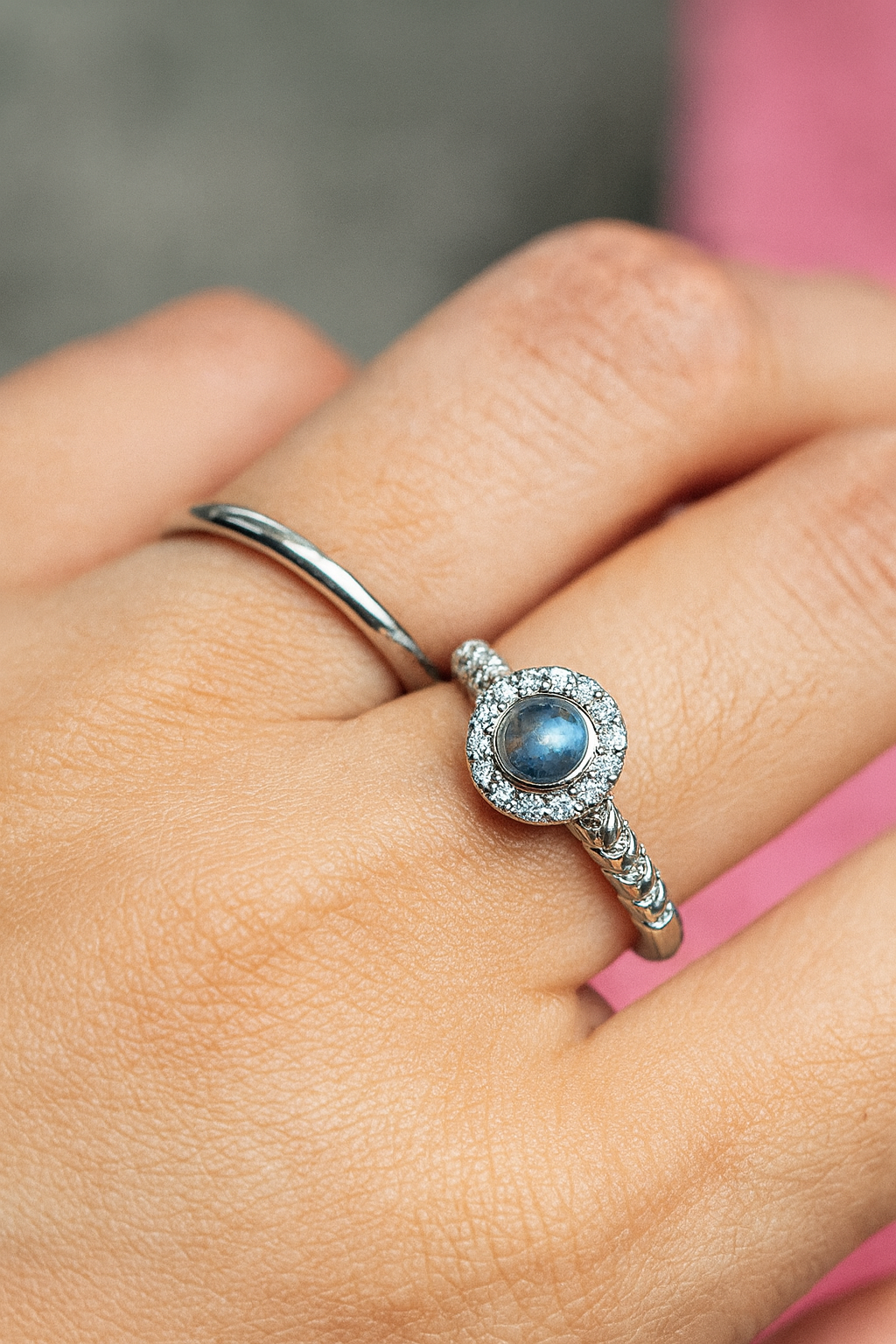 Midnight Halo Sapphire Ring 💫💍