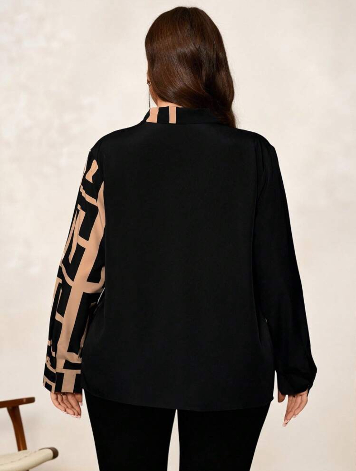 Geometric Print Long Sleeve Blouse
