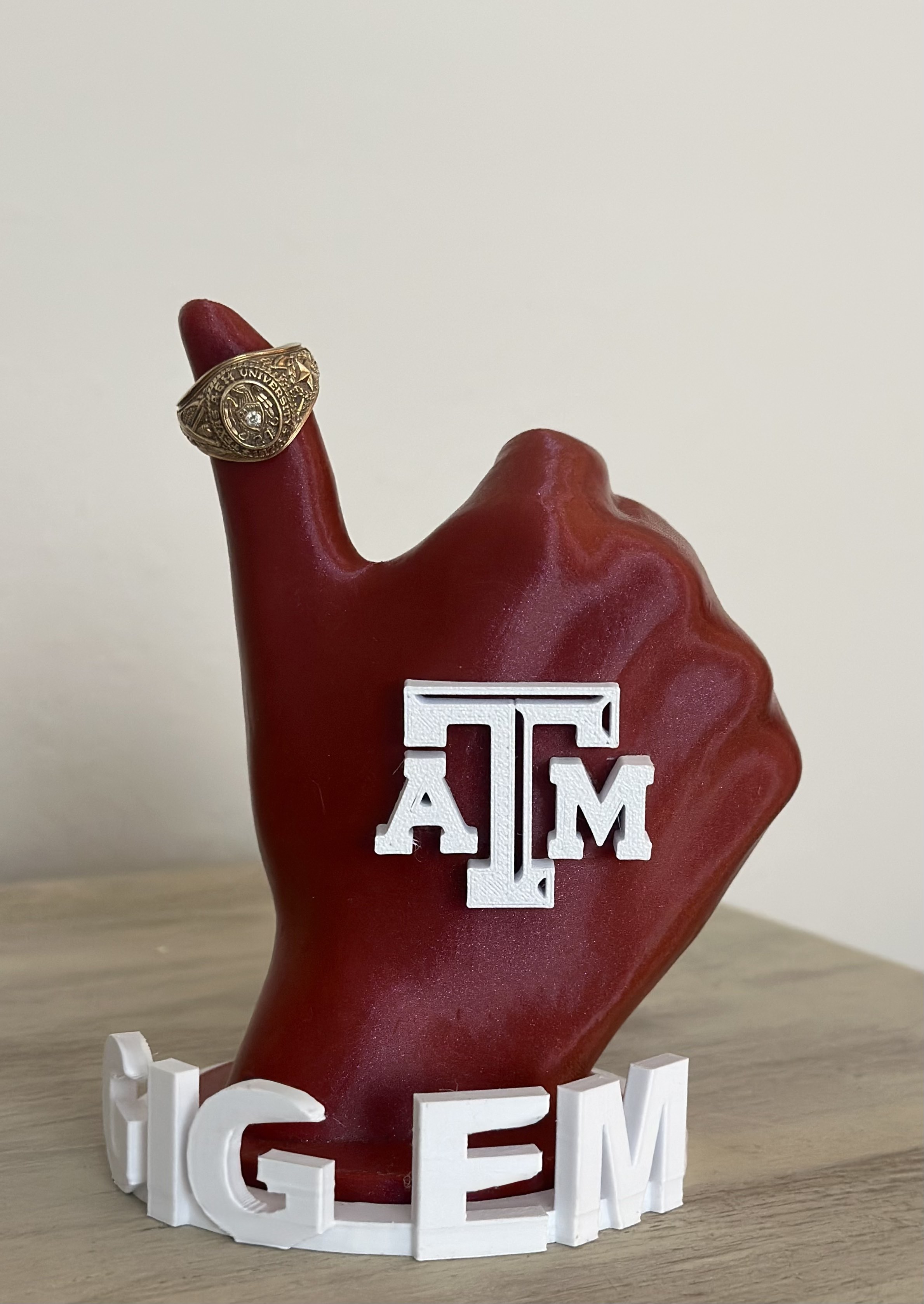 Texas A&M Gig 'Em Ring Holder