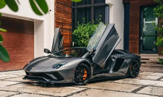 Lamborghini Aventador S Roadster - Grey on Black 