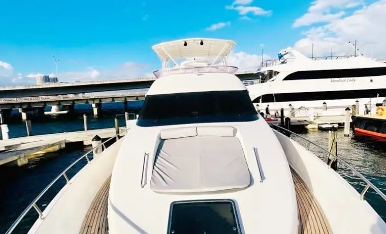 72' Azimut - $4,100