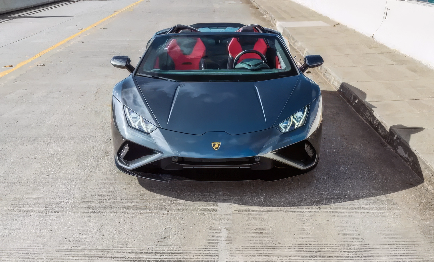Lamborghini Huracan EVO Spyder – Grigio Nimbus on Rosso & Nero (Metallic Grey on Red & Black)
