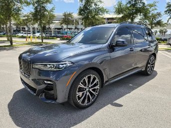 BMW X7 M – Black on Brown