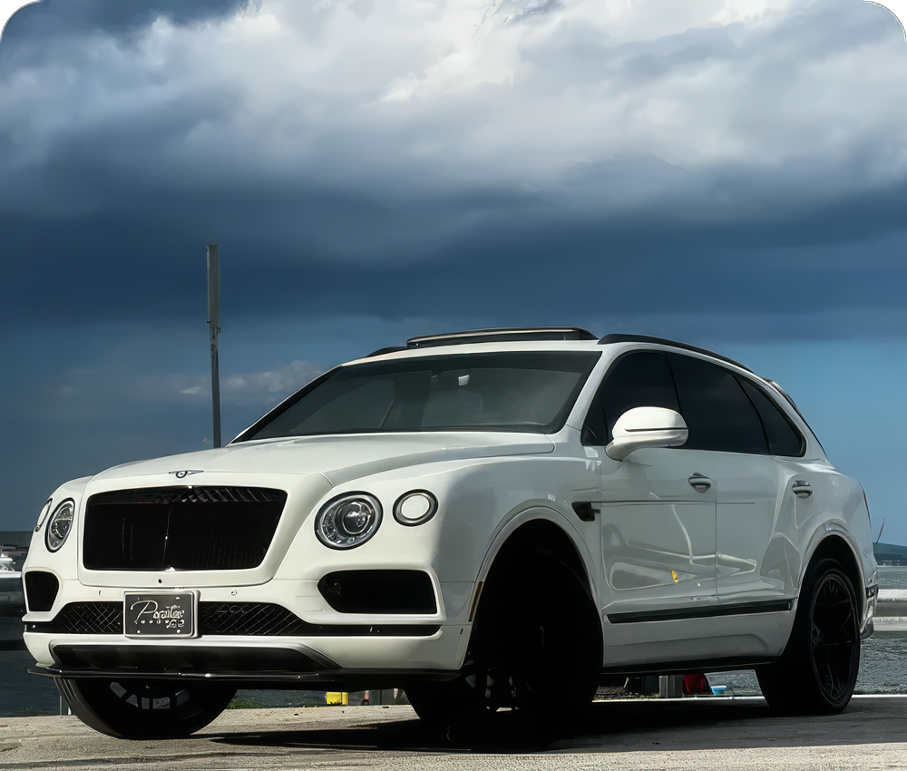 Bentley Bentayga - Glacier White on Beluga