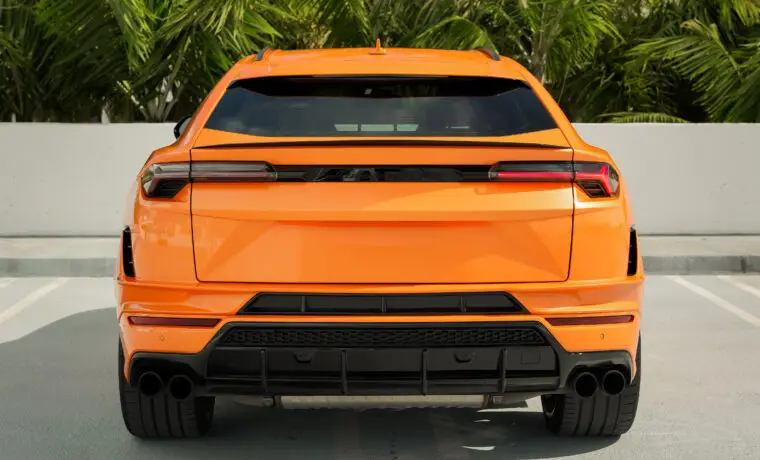 Lamborghini Urus S – Orange on Black