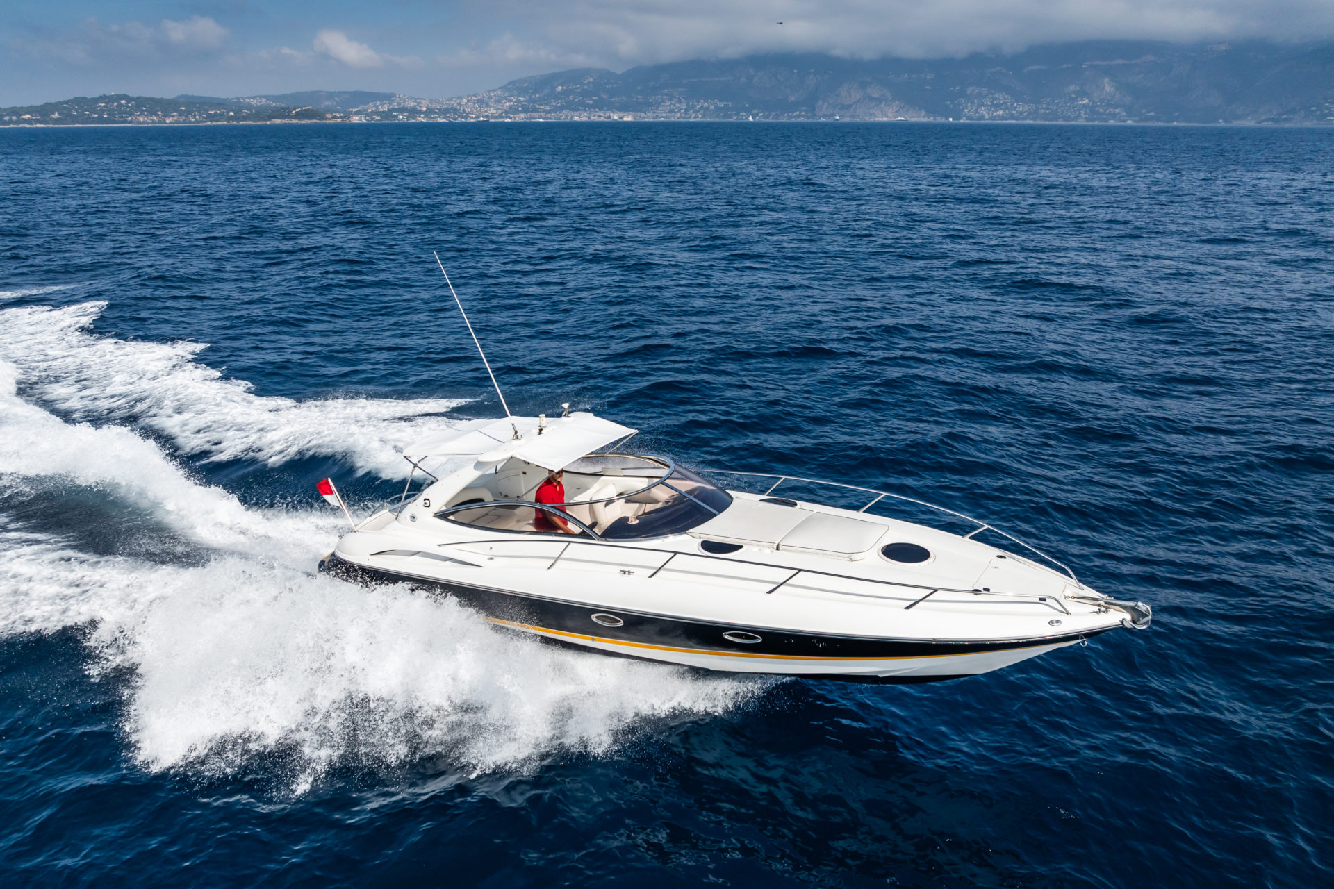 Superhawk 34